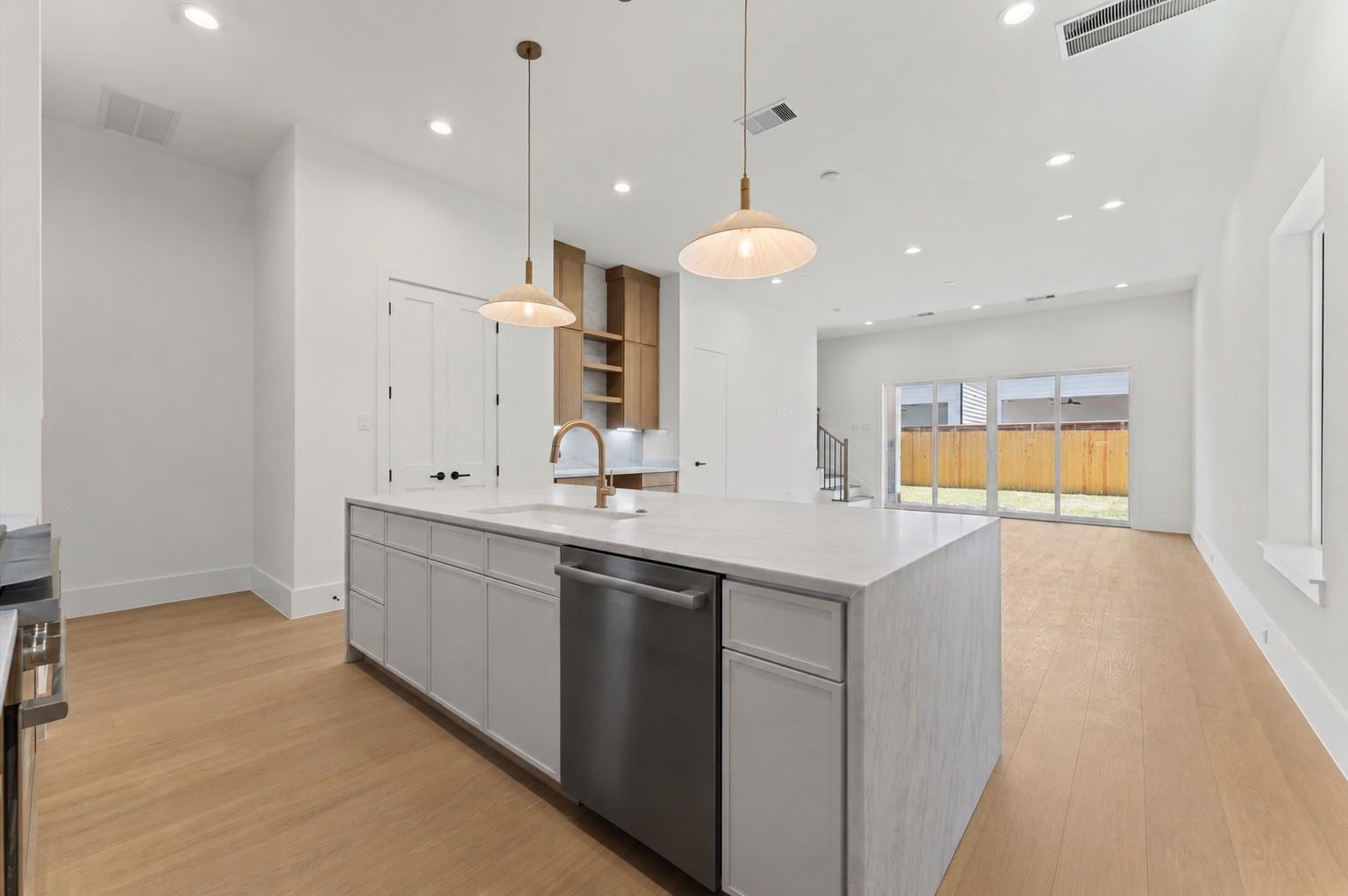 112 E 27th Street