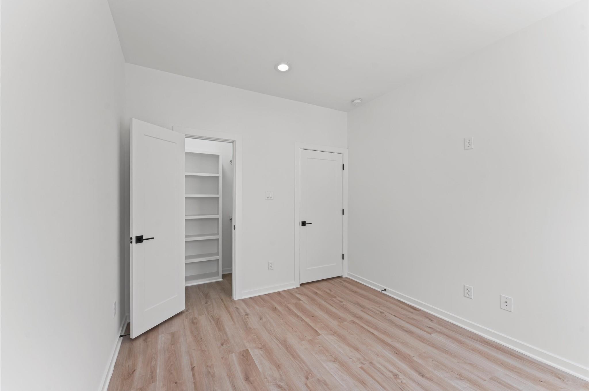 4752 Martin Hill Street