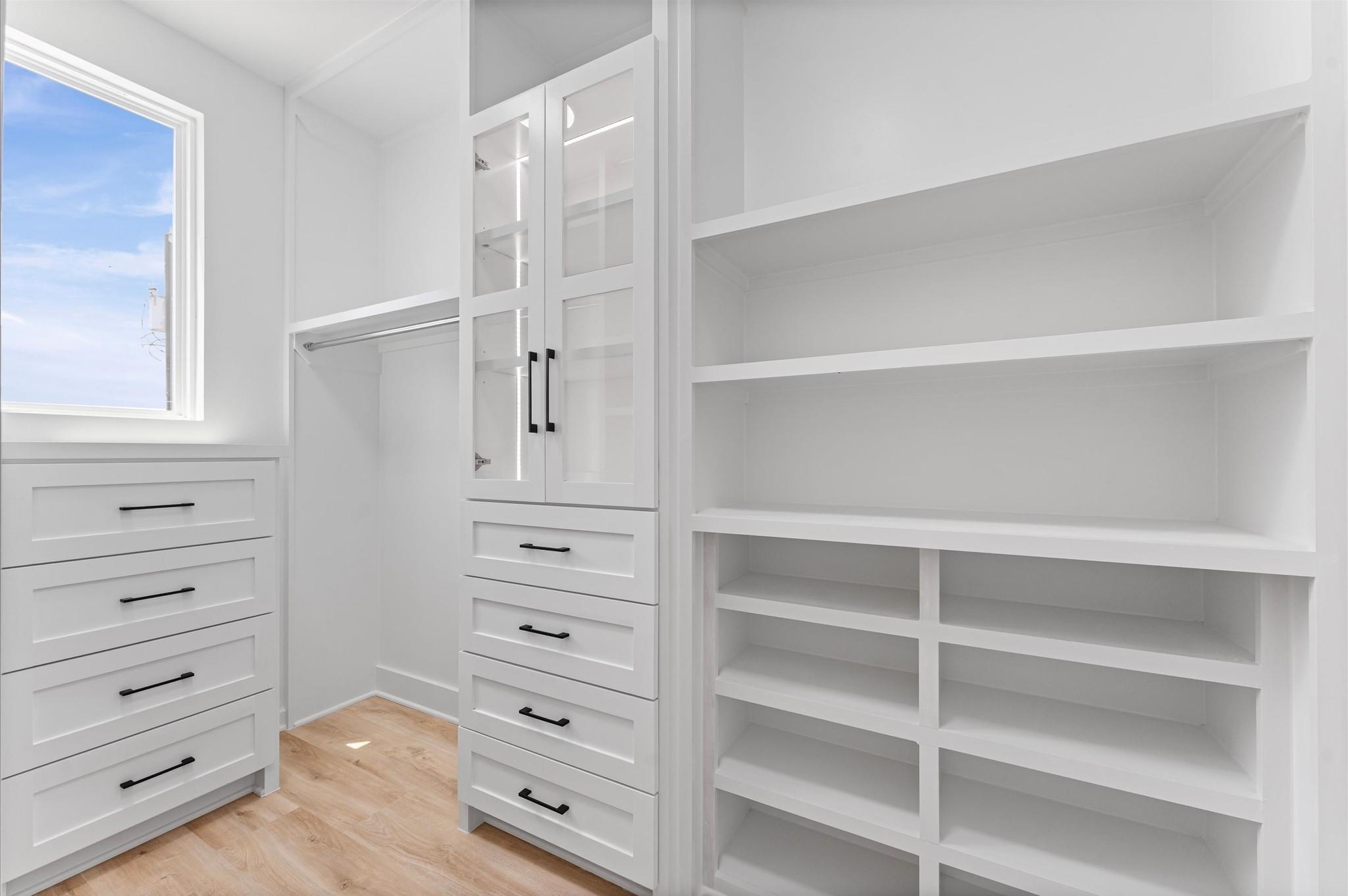 4752 Martin Hill Street