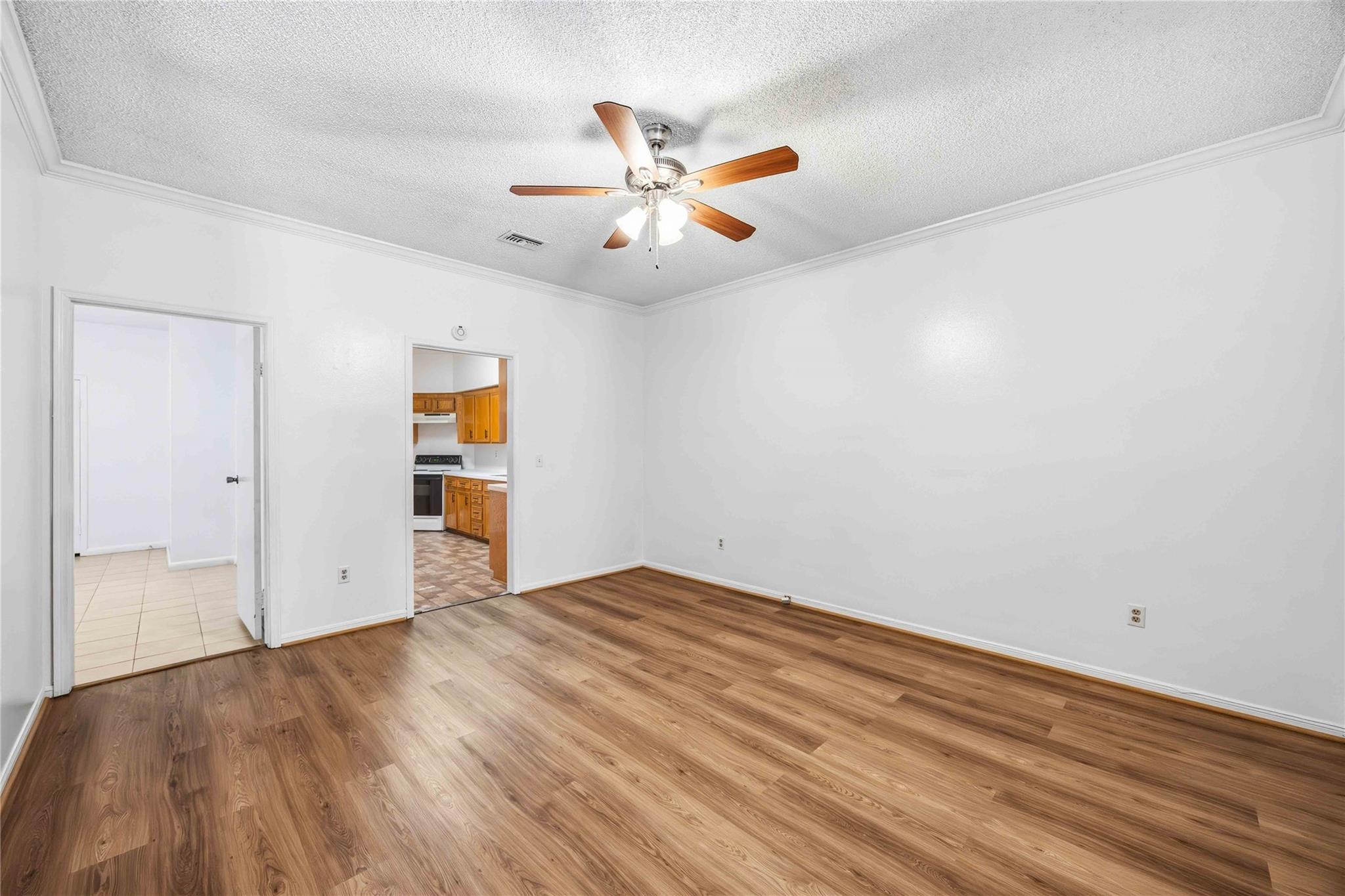 9410 Stonehouse Lane