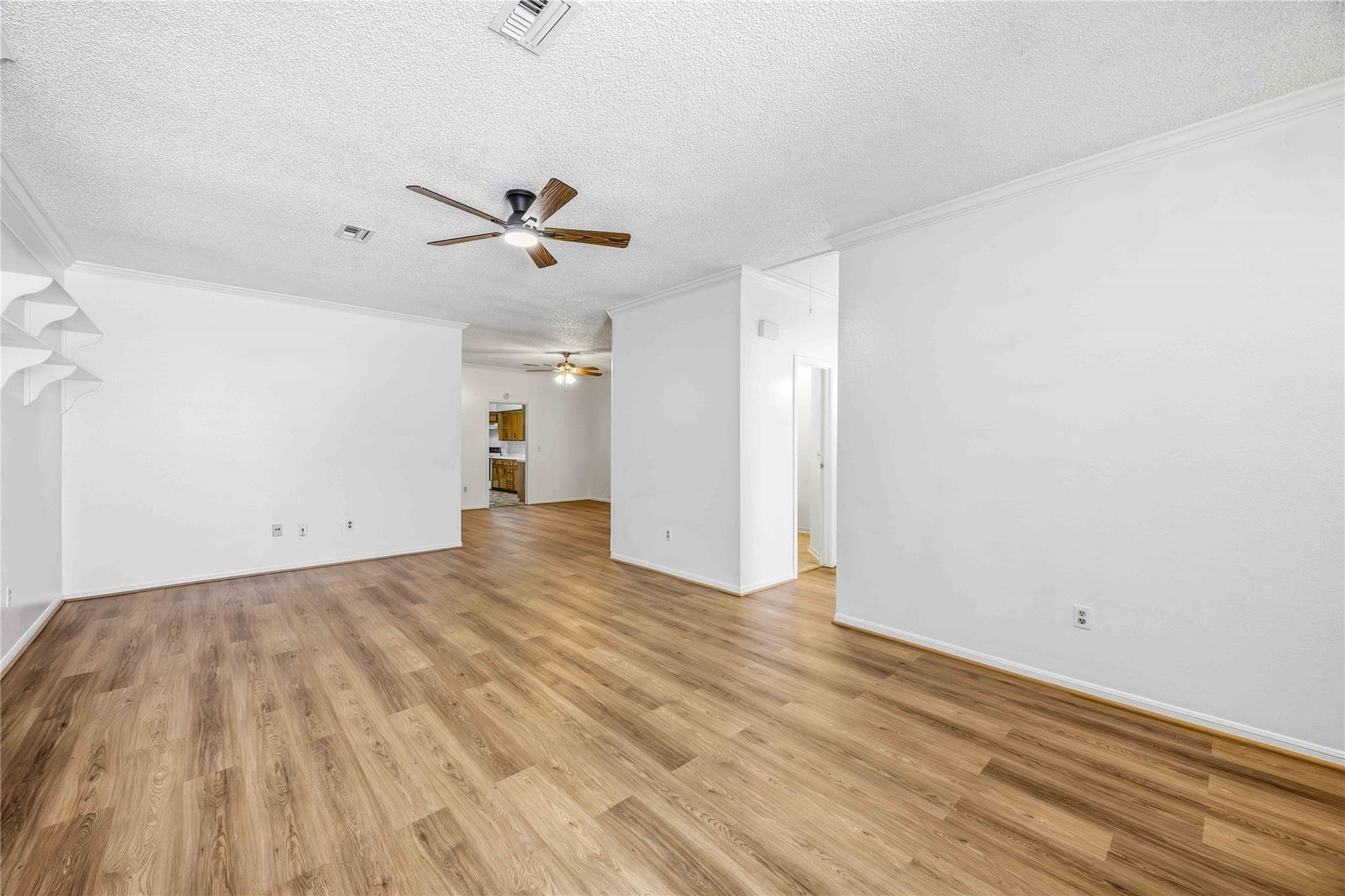 9410 Stonehouse Lane