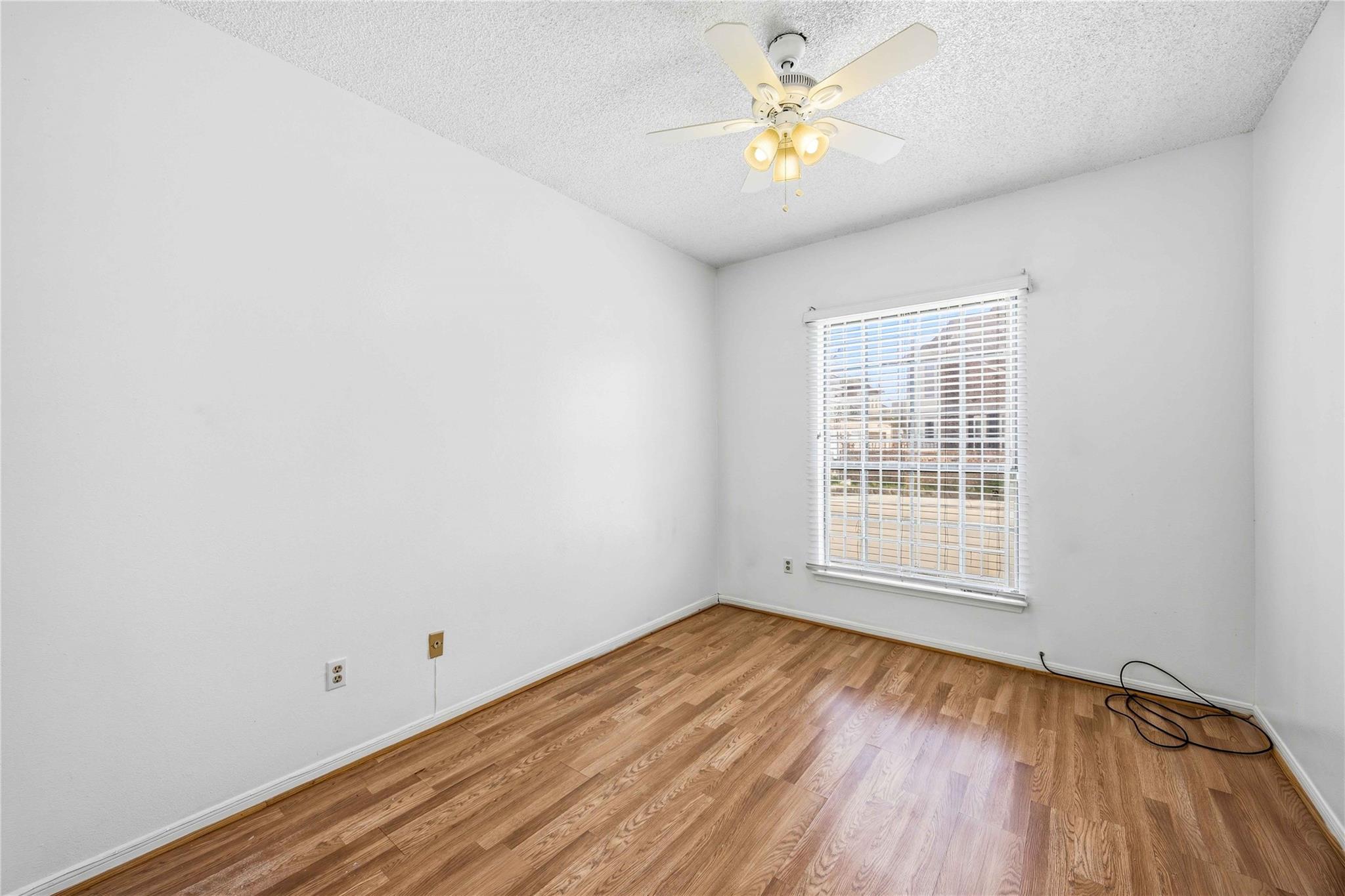 9410 Stonehouse Lane