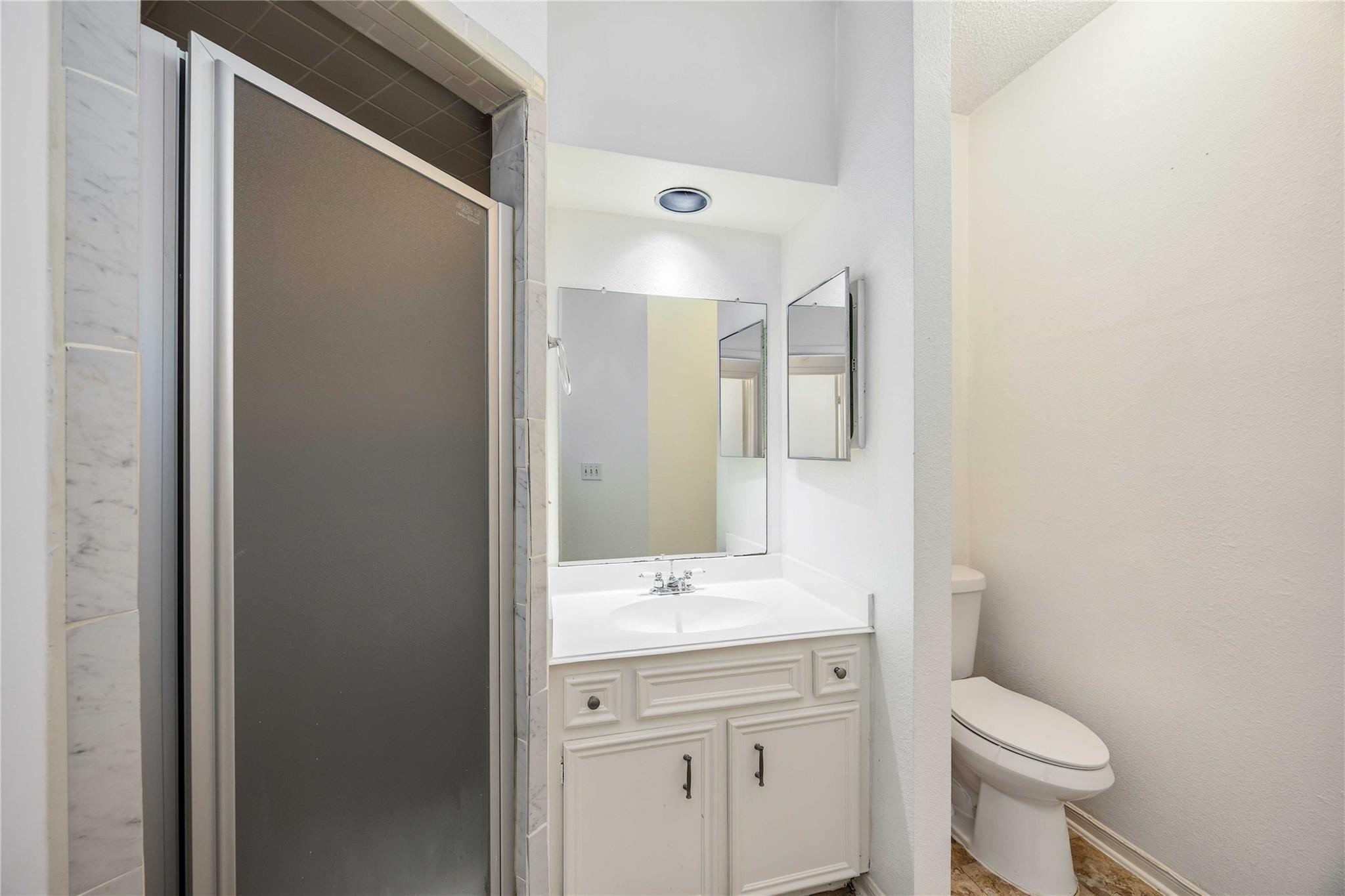 9410 Stonehouse Lane