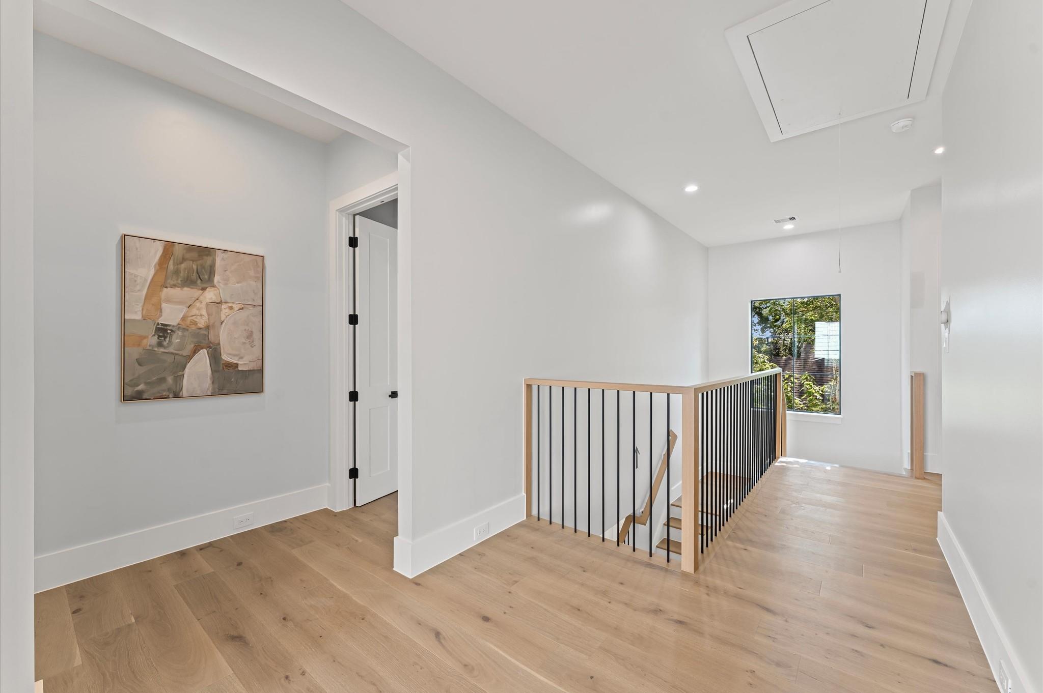 212 E 24th Street