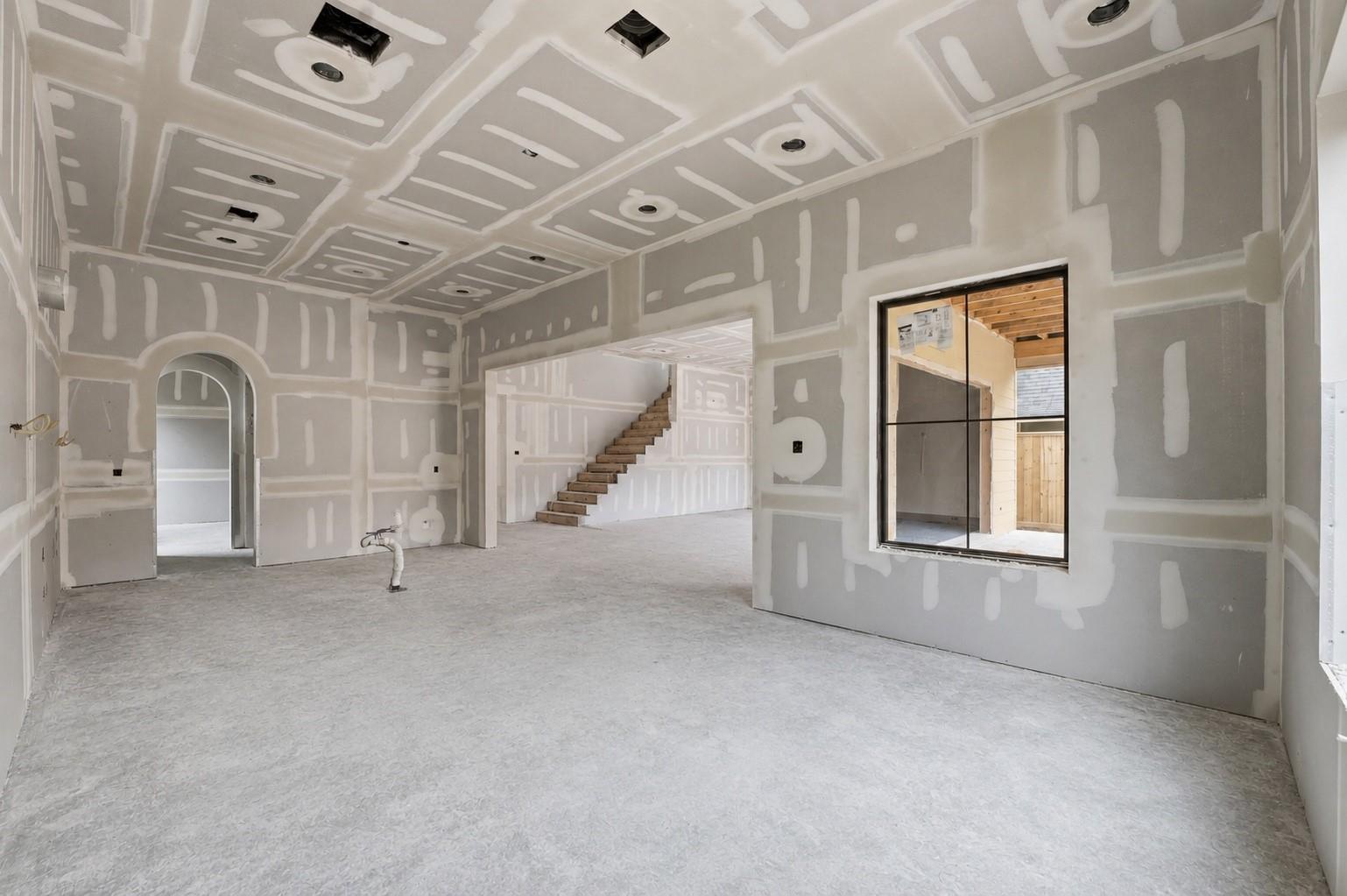 212 E 24th Street