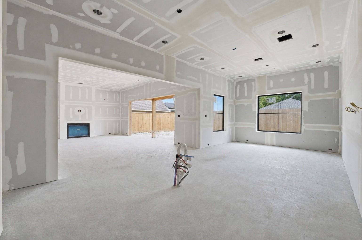 212 E 24th Street