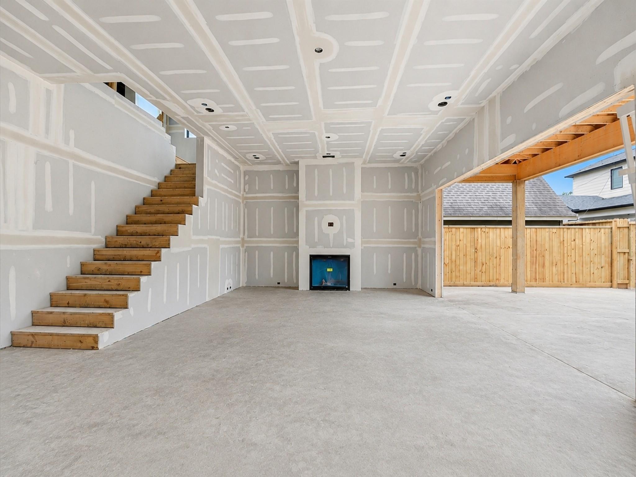 212 E 24th Street