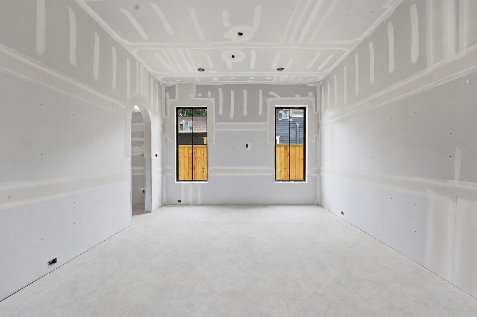 212 E 24th Street