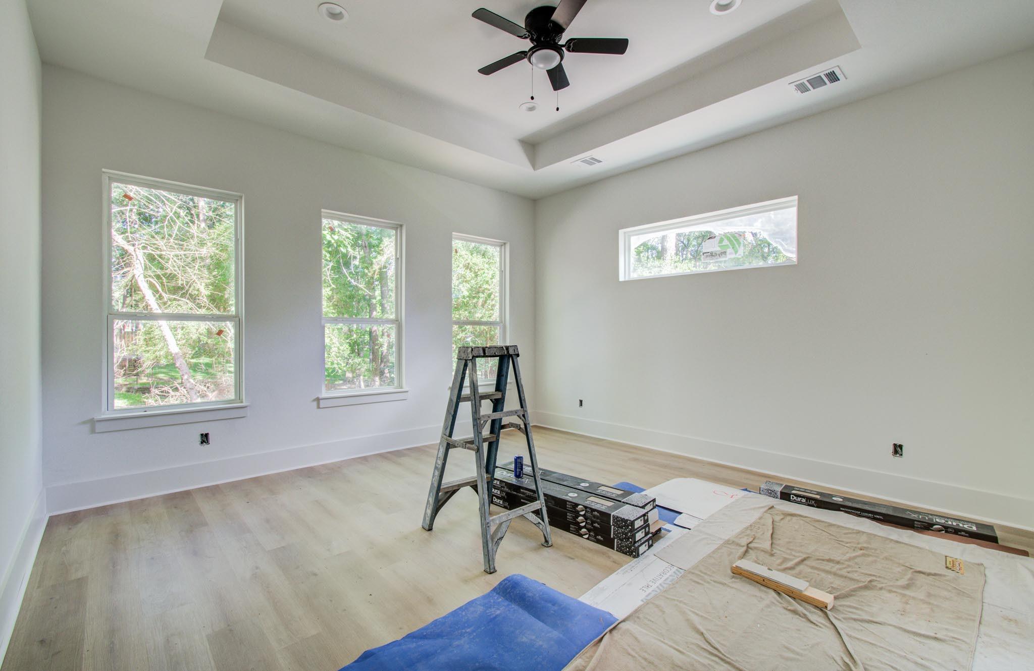 1802 Rollingwood Drive