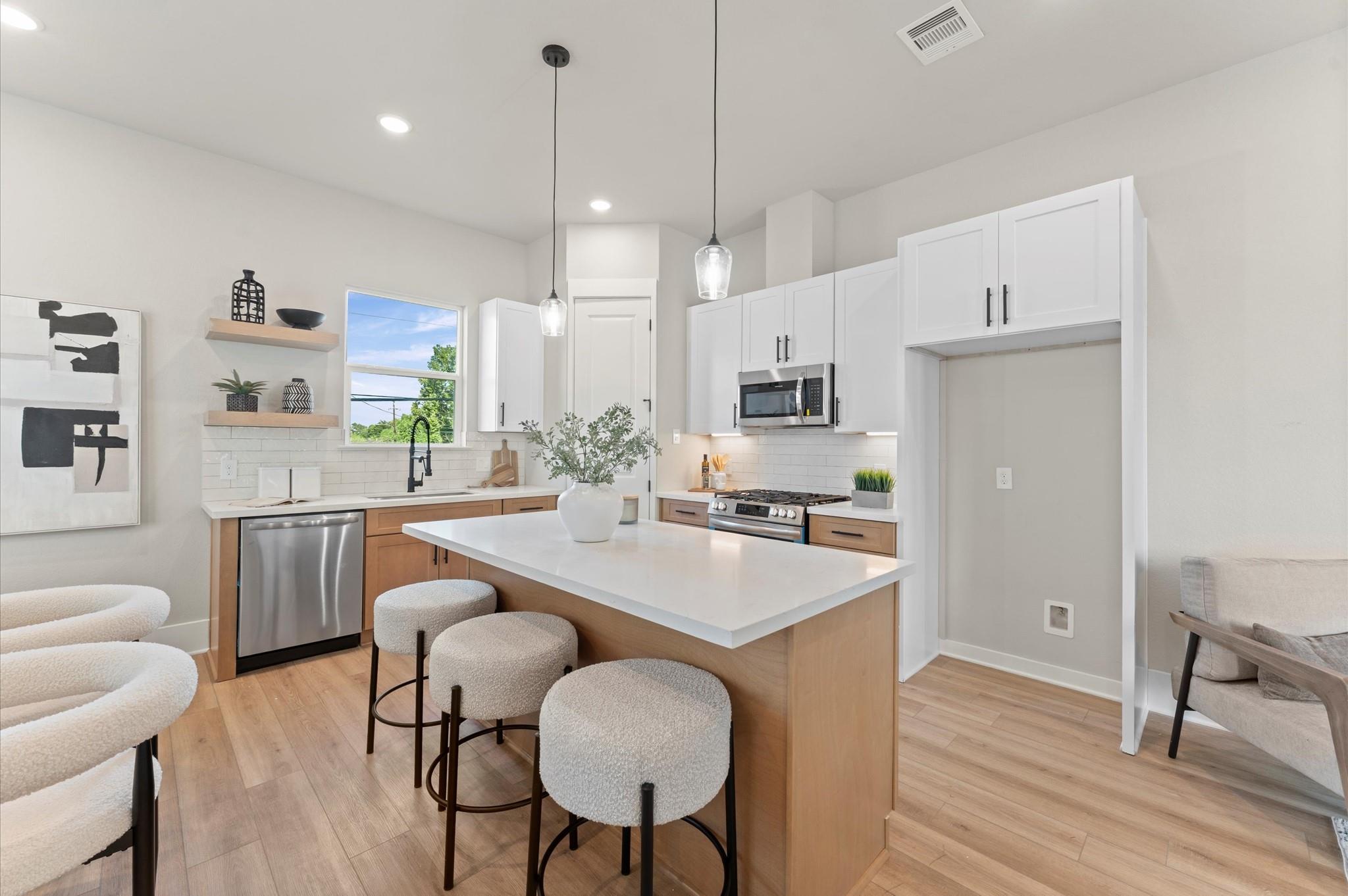 1102 Mansfield Street # A