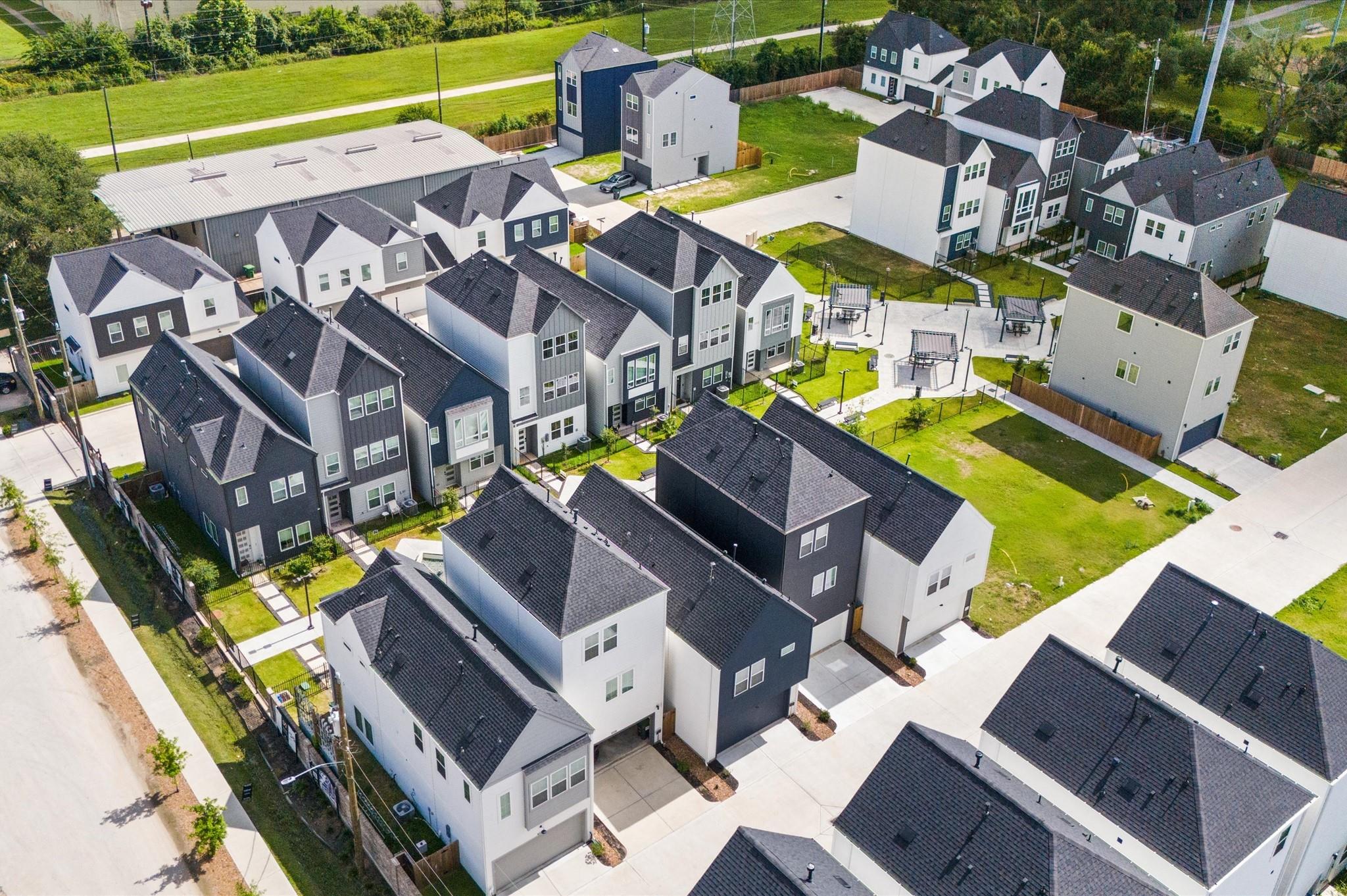 8303 Springwood Creek Lane