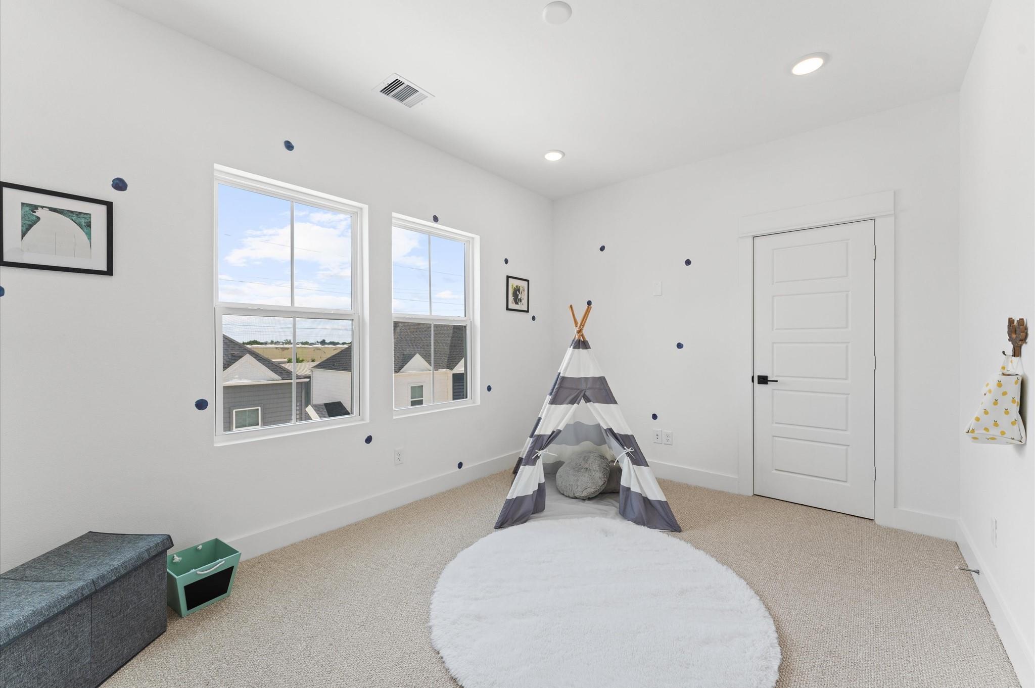 8303 Springwood Creek Lane