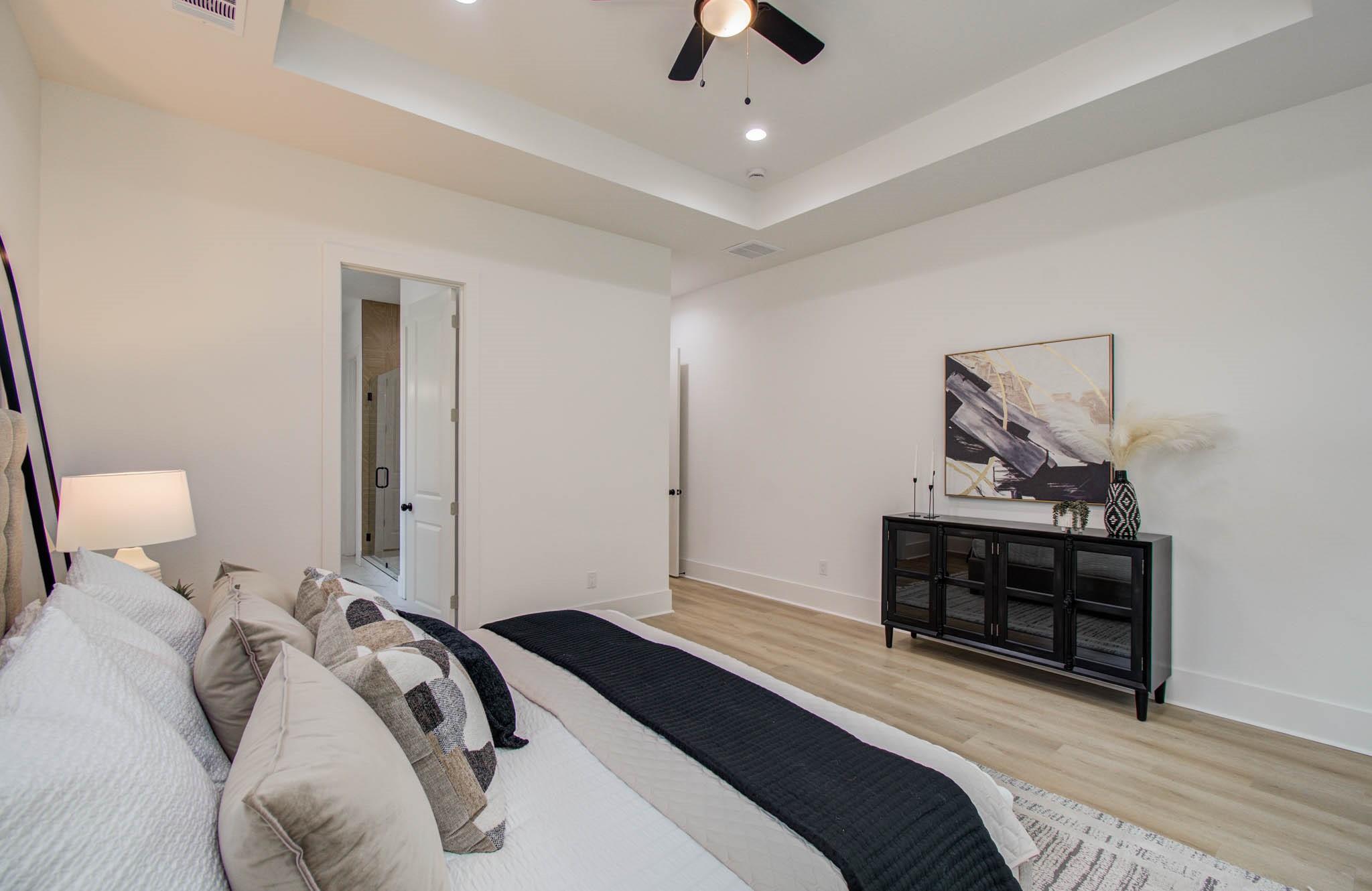 1802 Rollingwood Drive