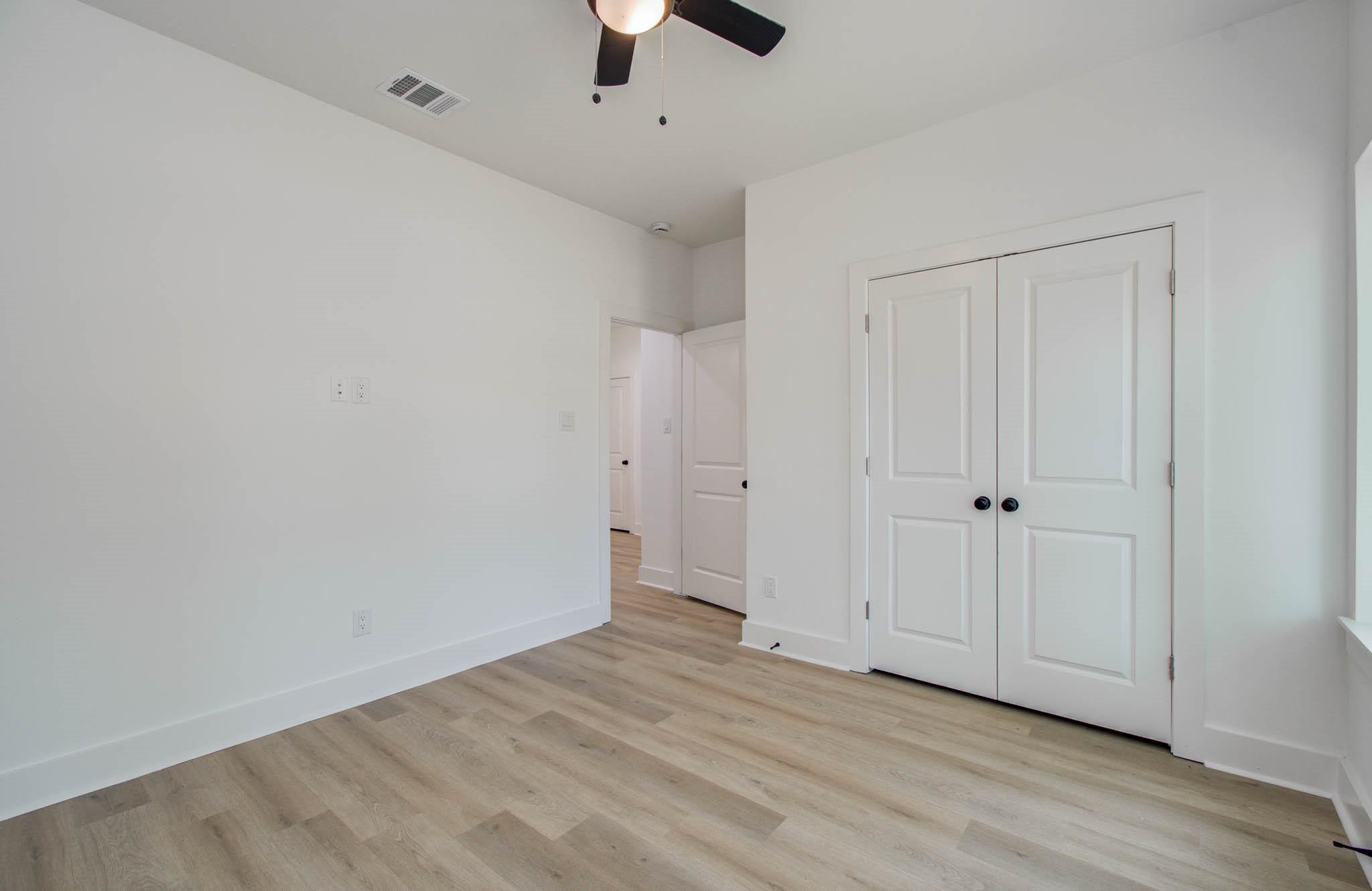 1802 Rollingwood Drive