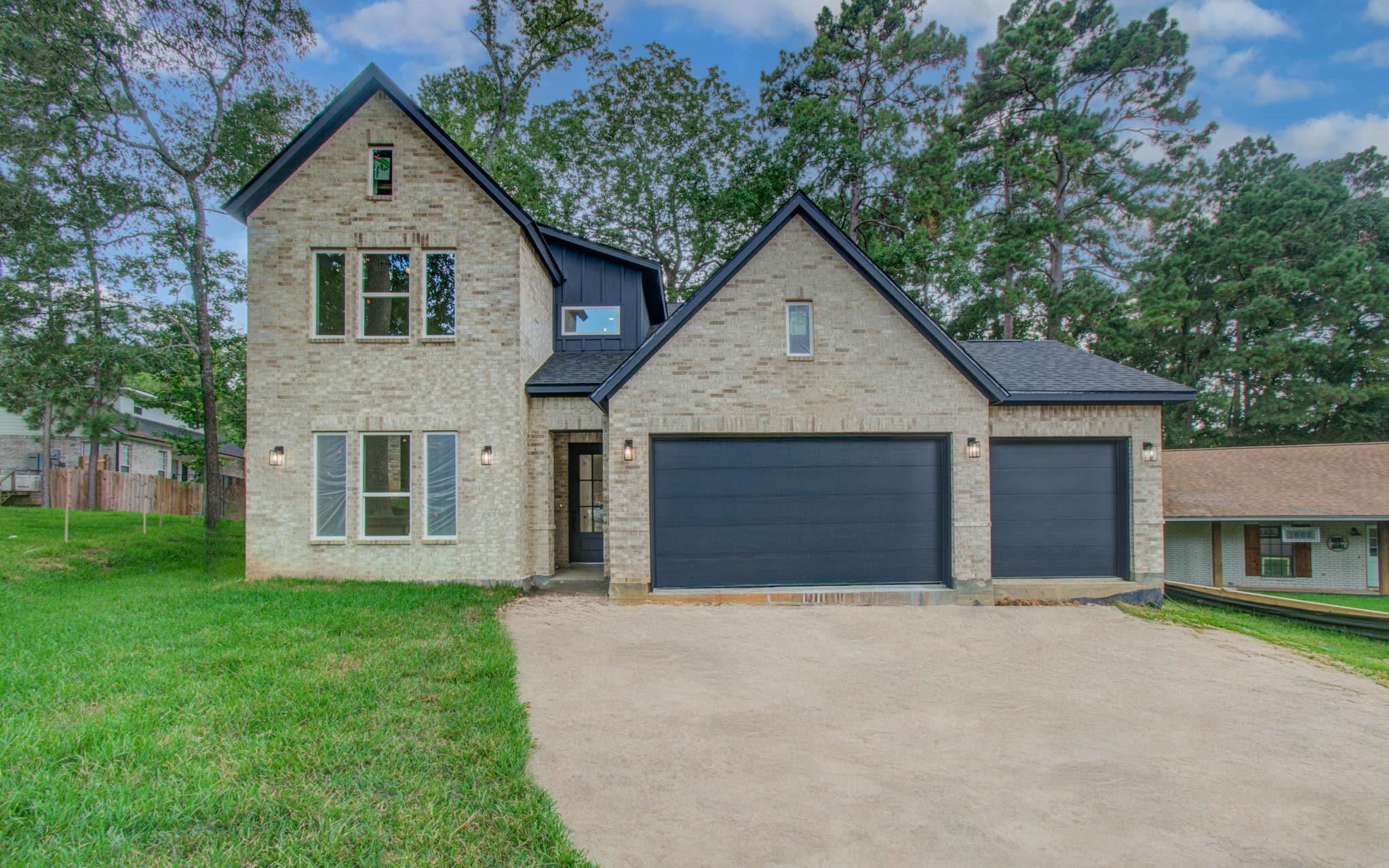 1802 Rollingwood Drive