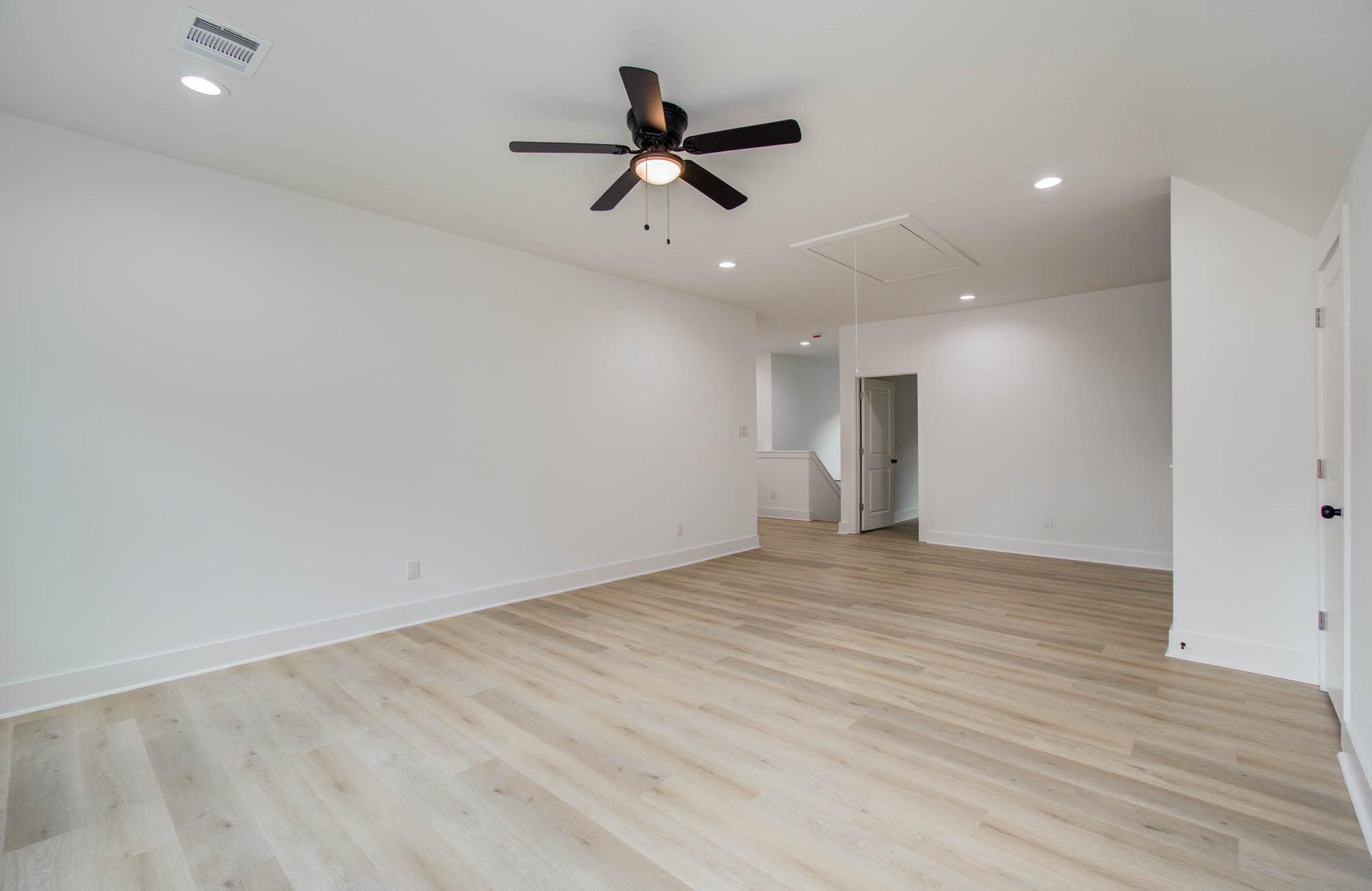 1802 Rollingwood Drive