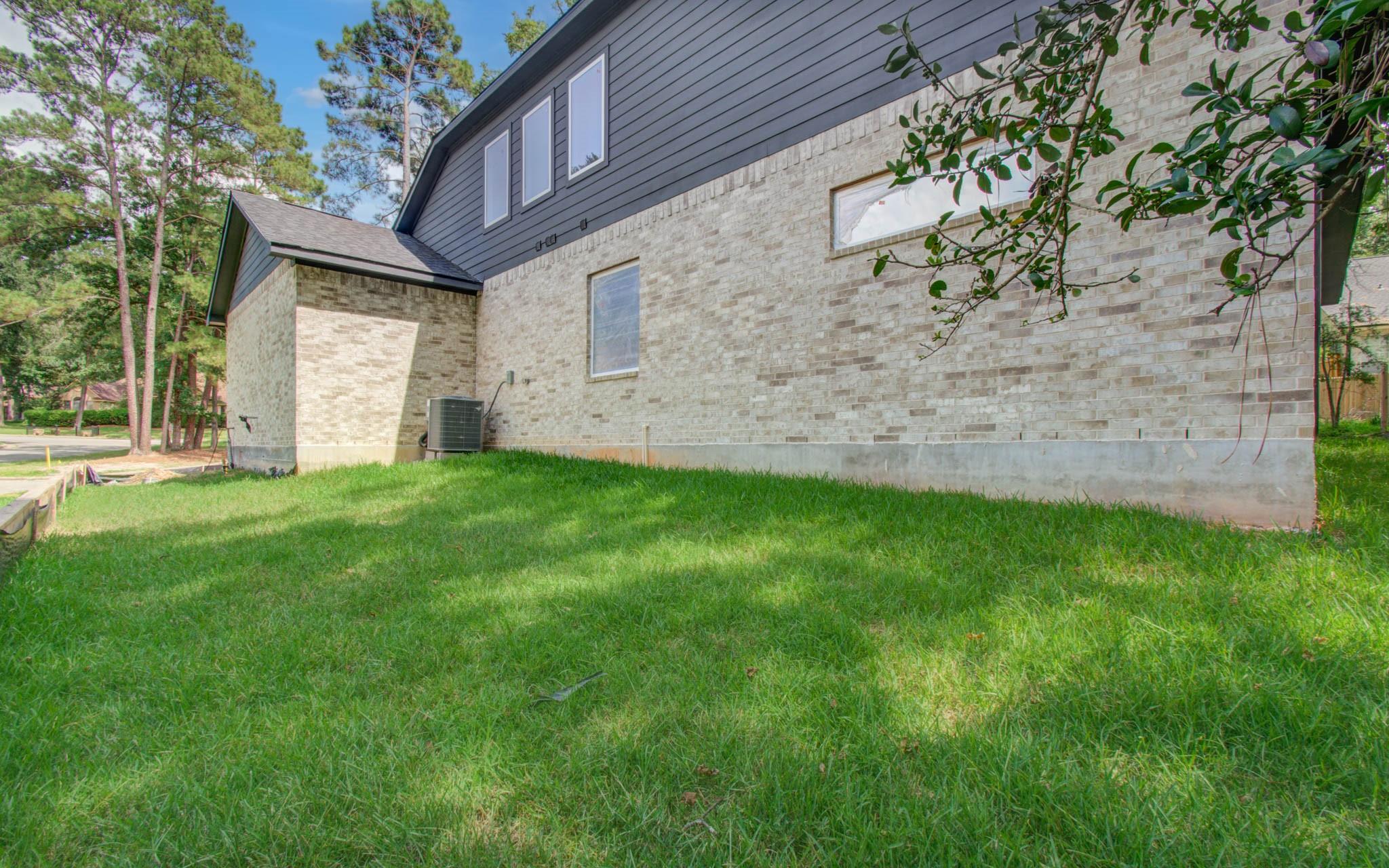 1802 Rollingwood Drive