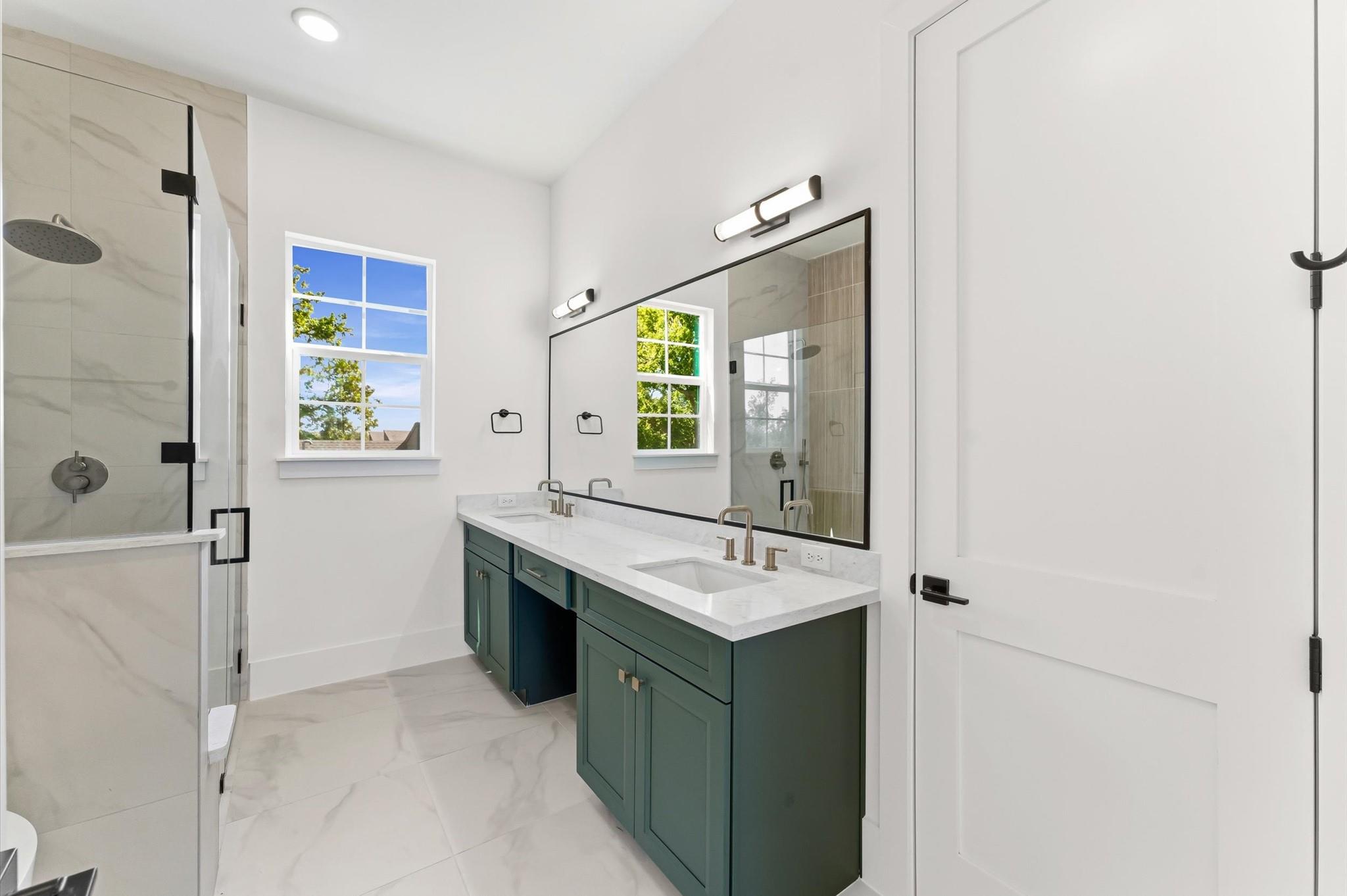 1104 Gibbs Street