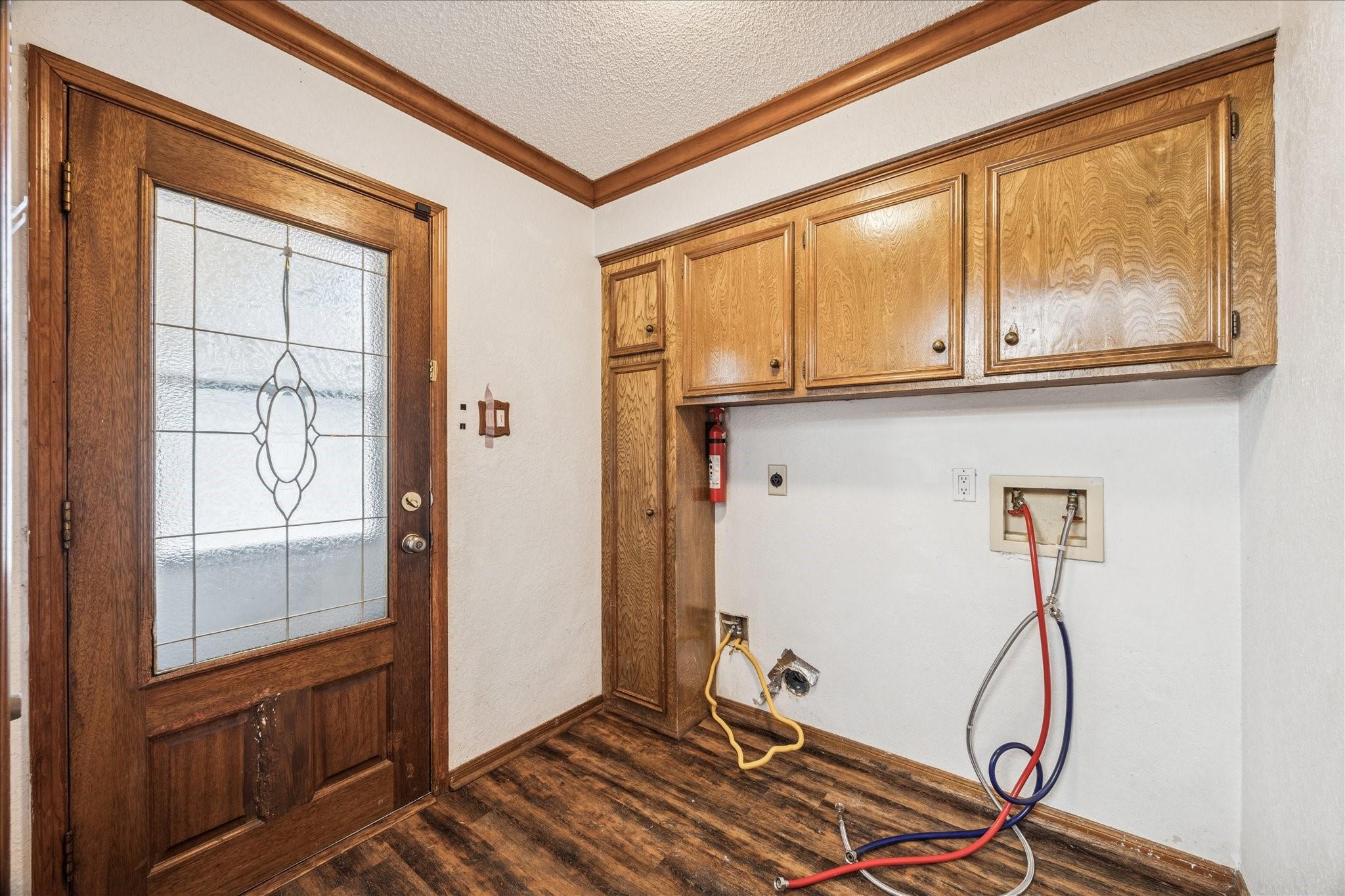 2704 Pine Needle Lane