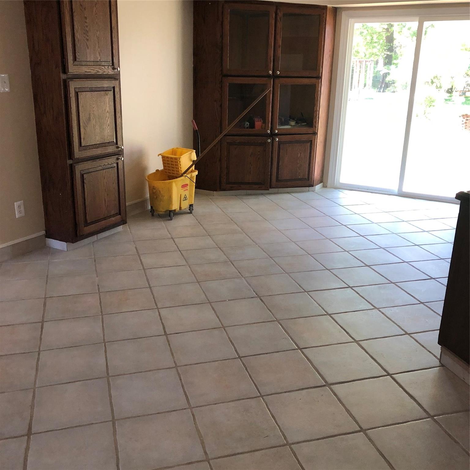 13426 Conklin Lane