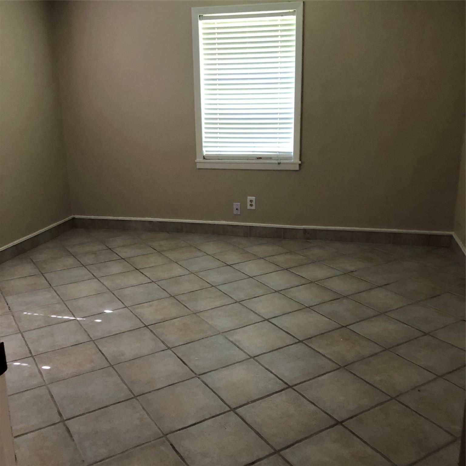 13426 Conklin Lane