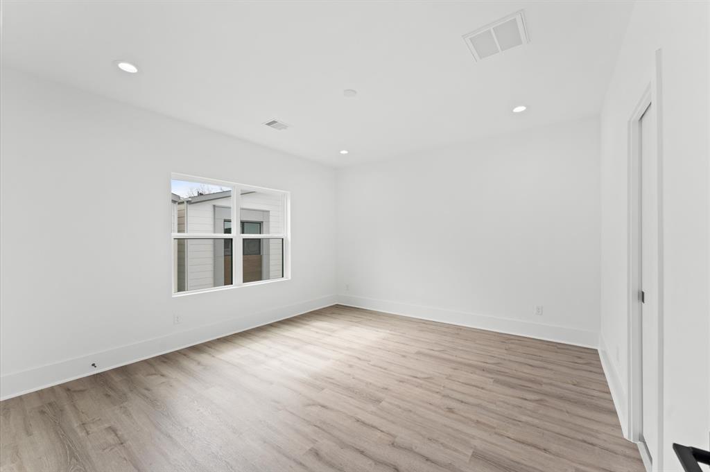 1841 Wycliffe Drive
