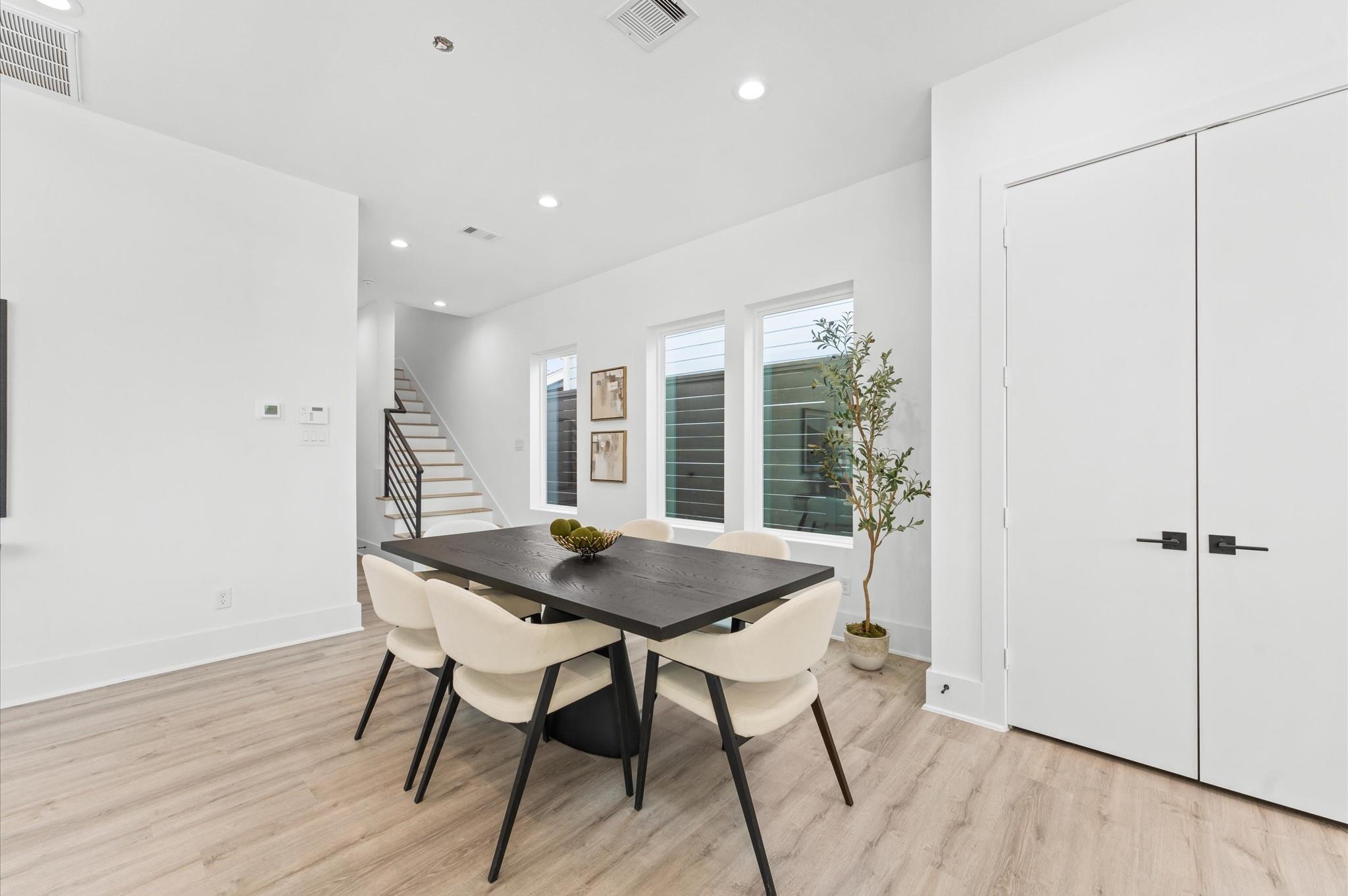 1841 Wycliffe Drive