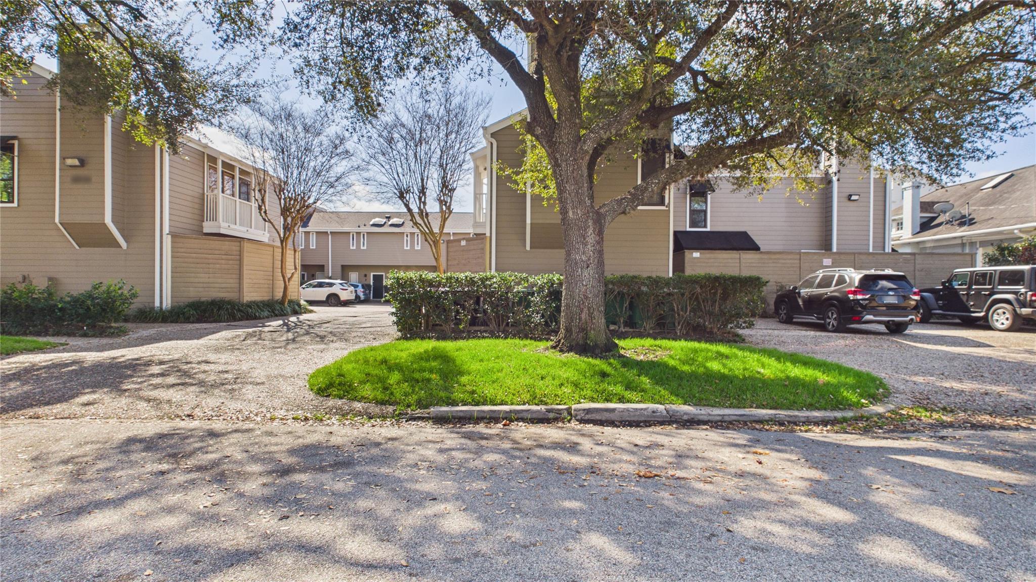 1211 Jackson Boulevard # G