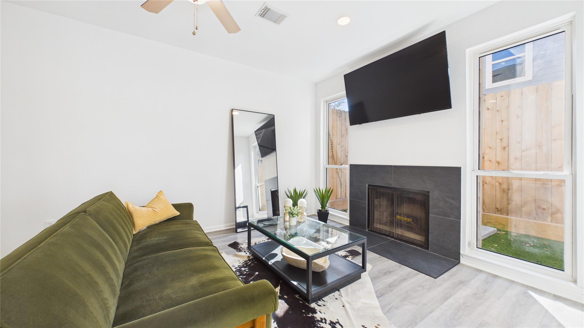 1211 Jackson Boulevard # G