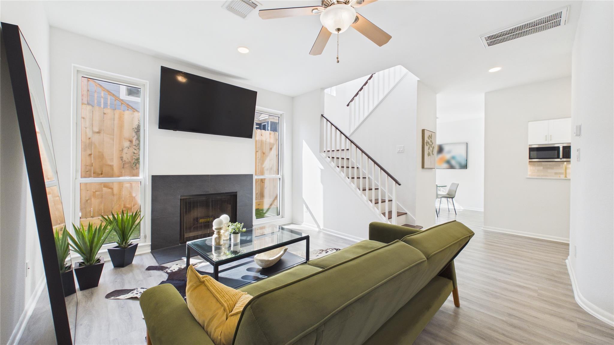 1211 Jackson Boulevard # G