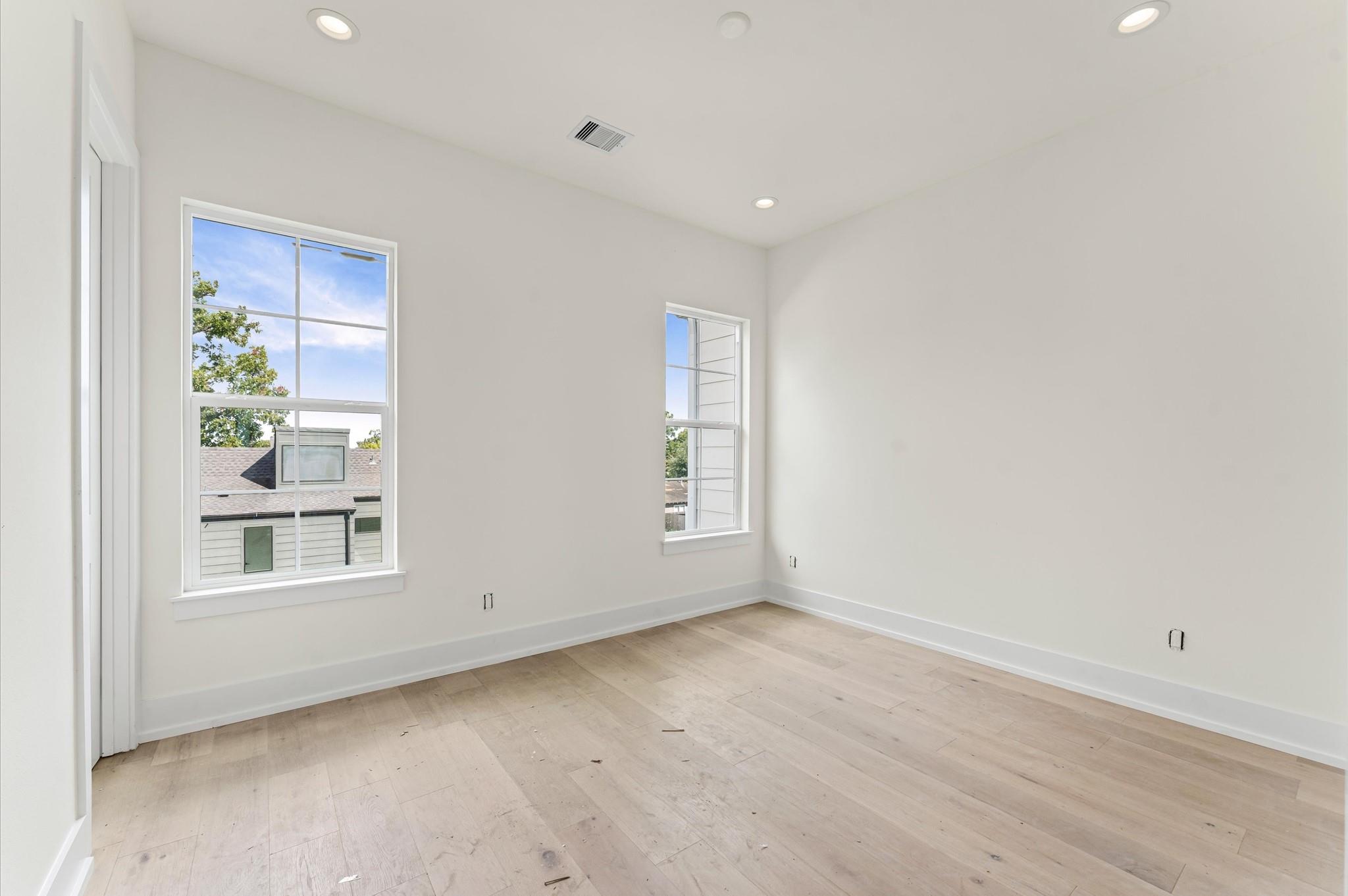 2508 Baylor Street
