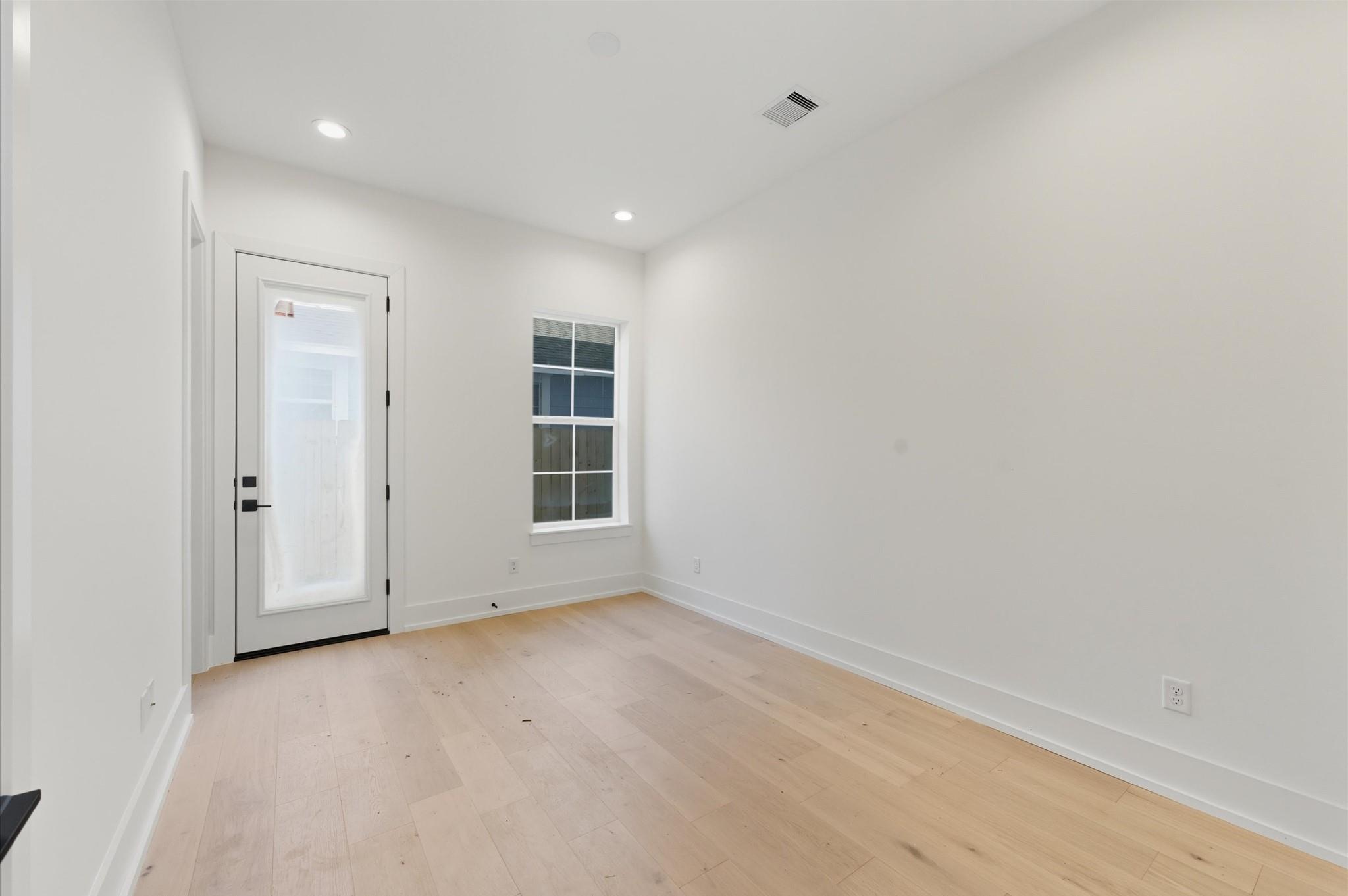 2508 Baylor Street