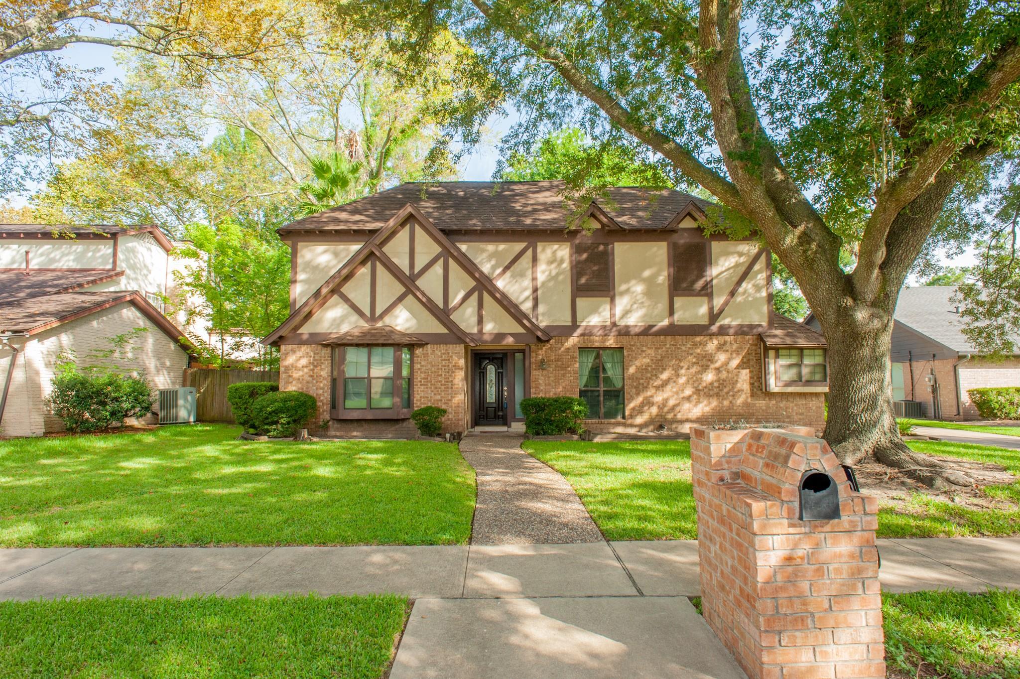 2704 Pine Needle Lane, Pearland