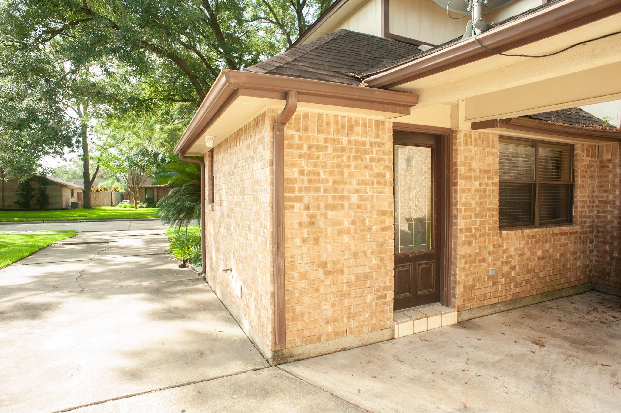 2704 Pine Needle Lane, Pearland