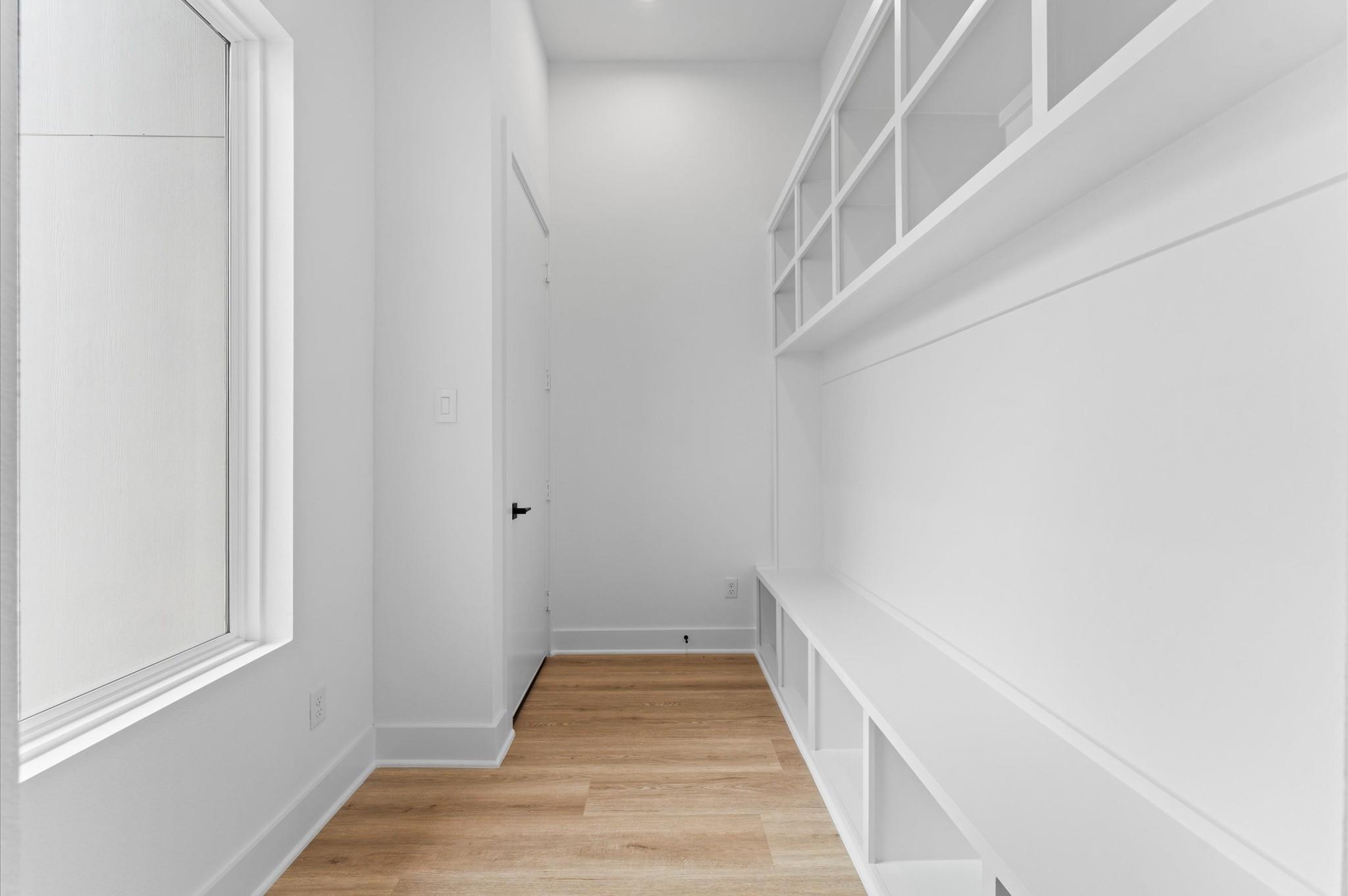 2711 Garden Hill Street