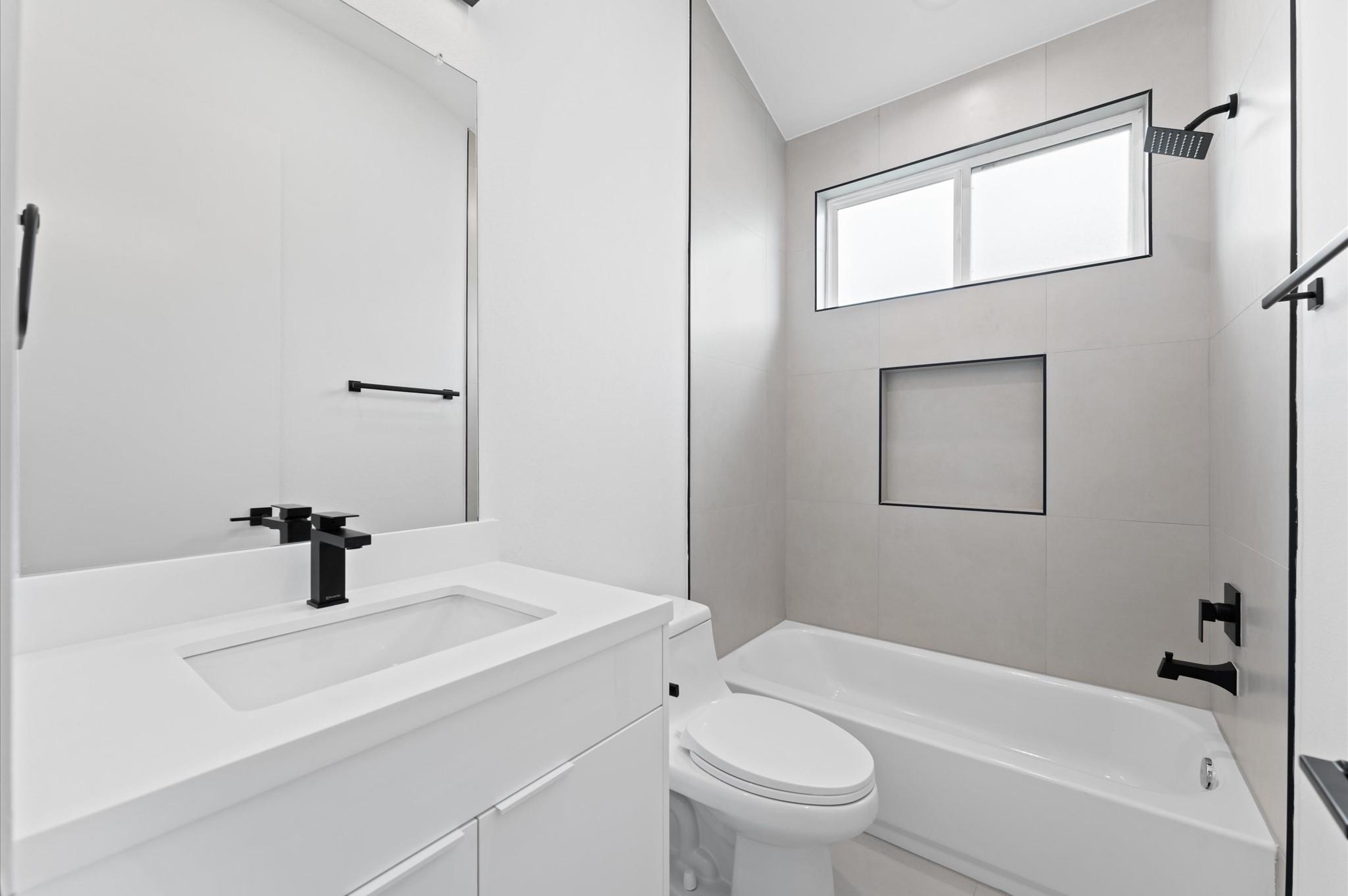 2711 Garden Hill Street