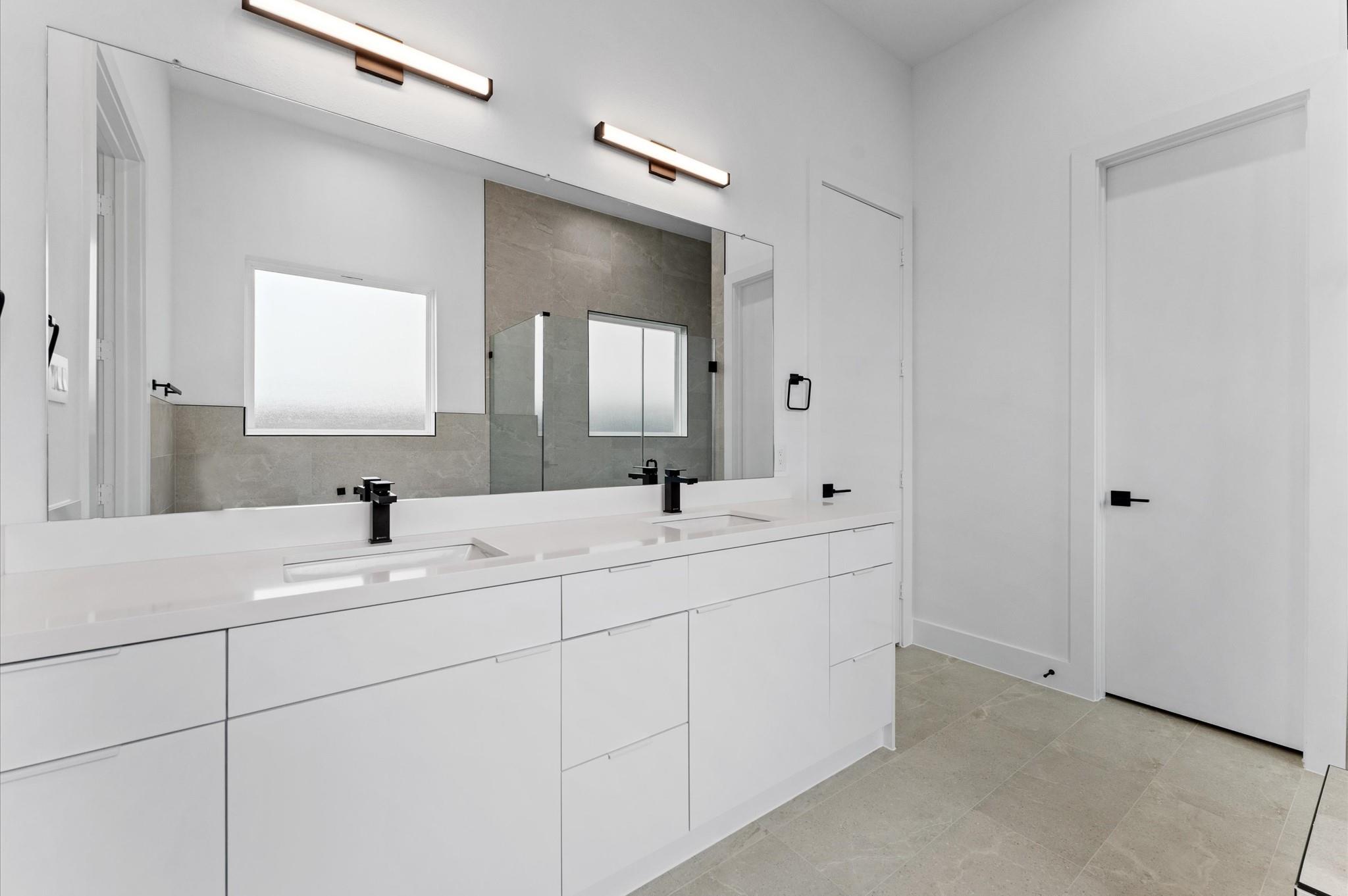 2711 Garden Hill Street