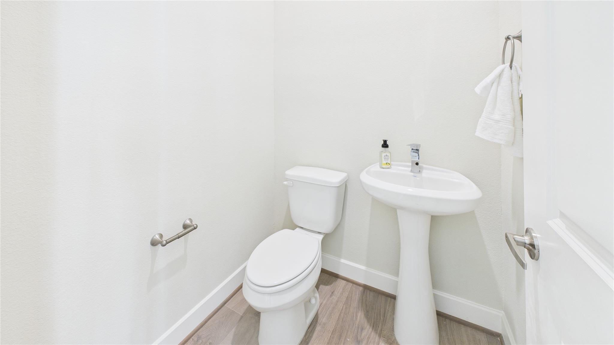 3913 Willowbend Point