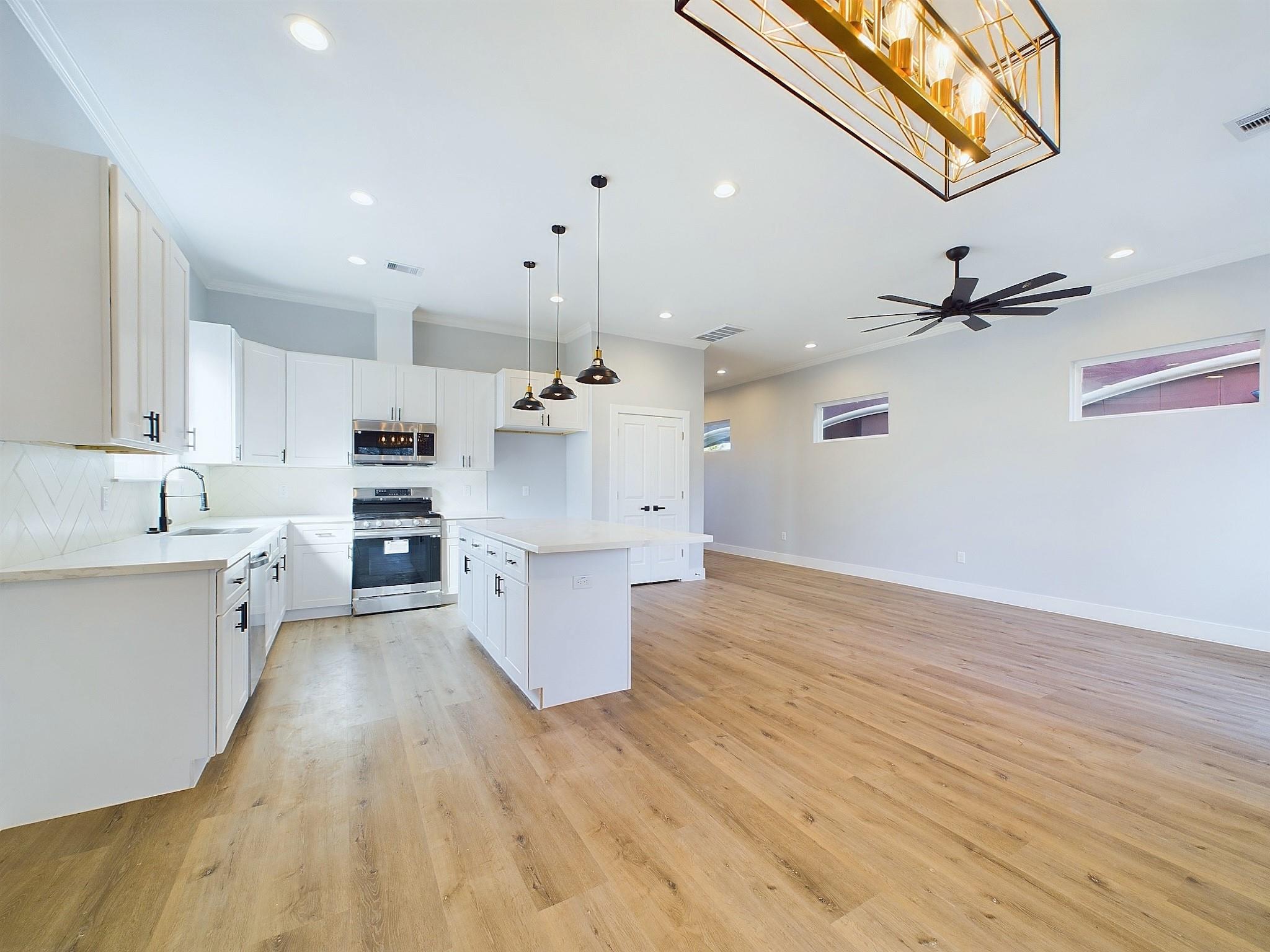 5029 Creekmont Drive
