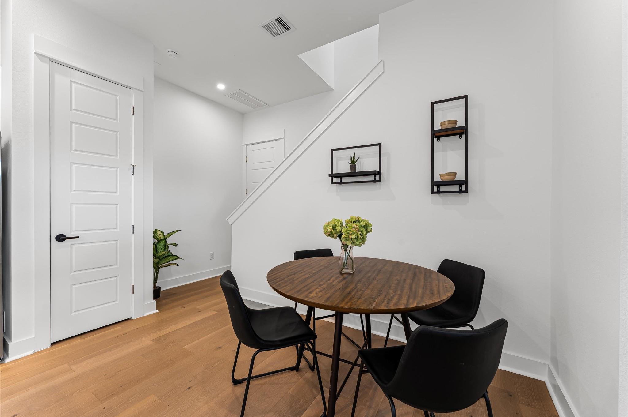 412 Neyland Street Unit: E