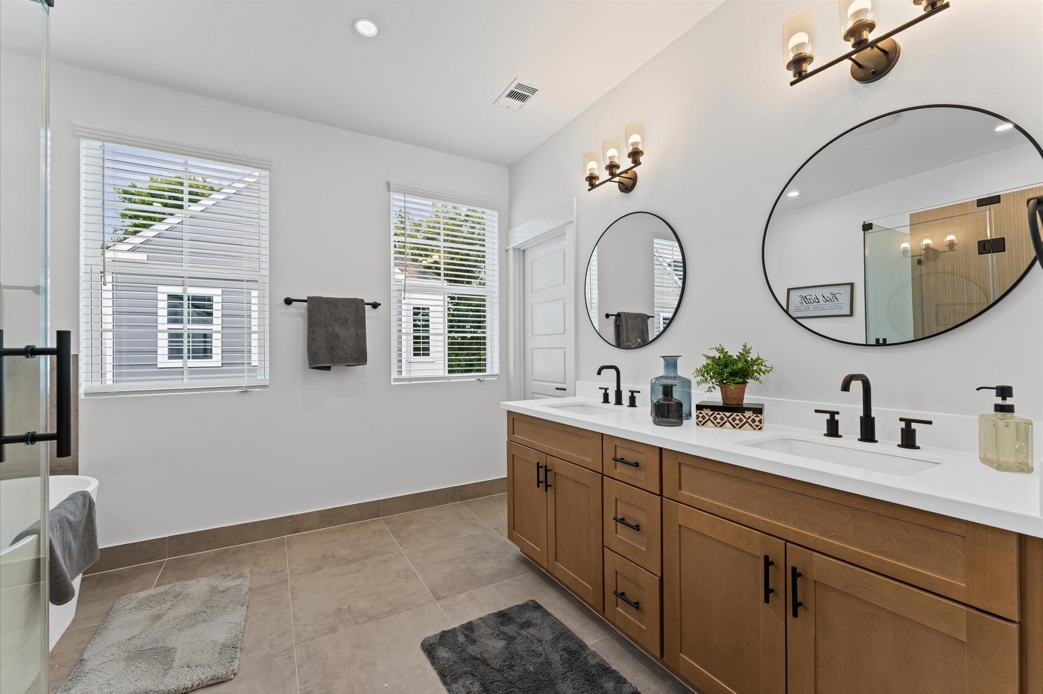 412 Neyland Street Unit: E