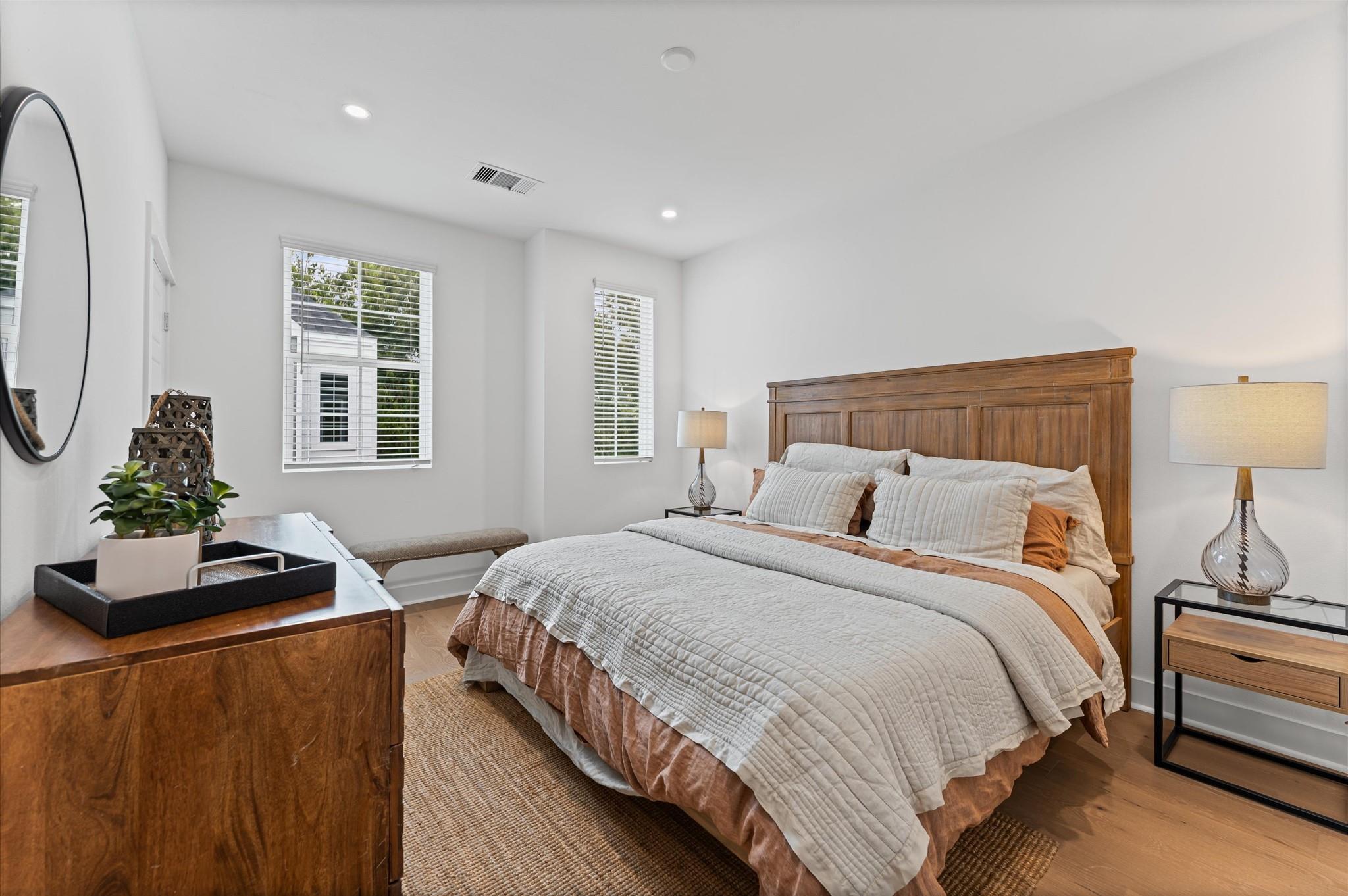 412 Neyland Street Unit: E