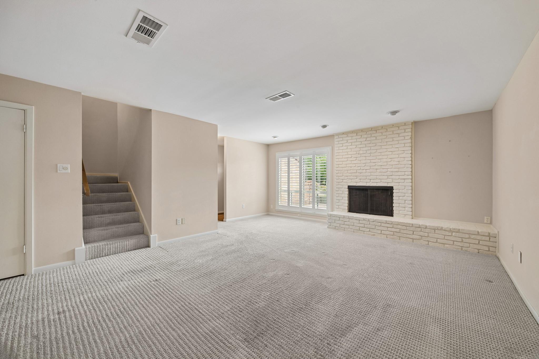 2454 Country Club Drive