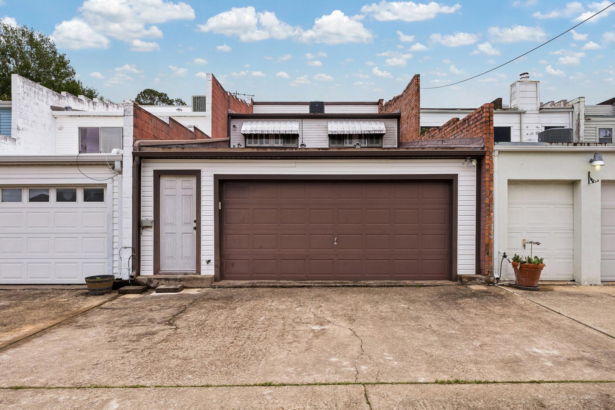 2454 Country Club Drive