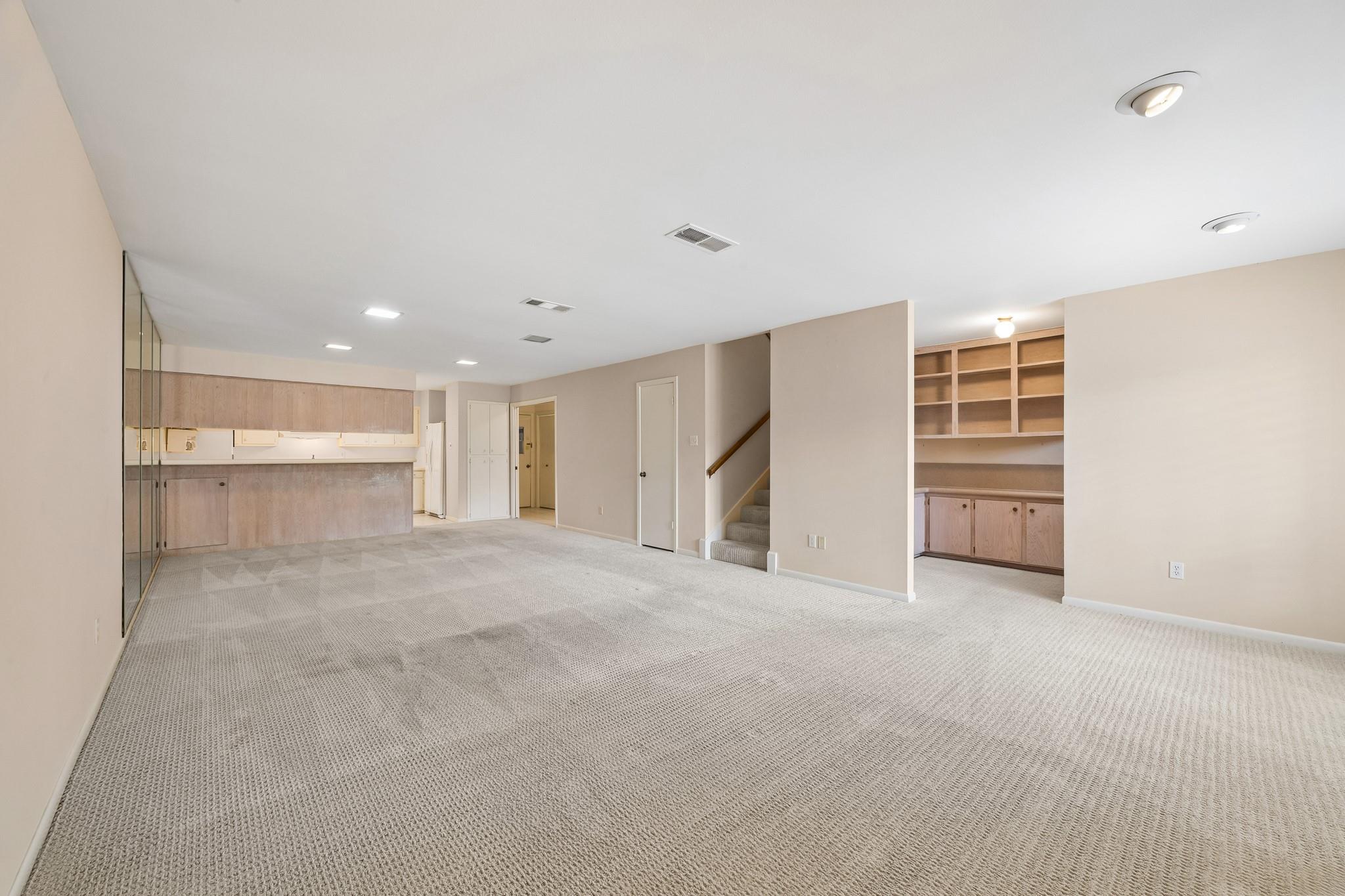 2454 Country Club Drive