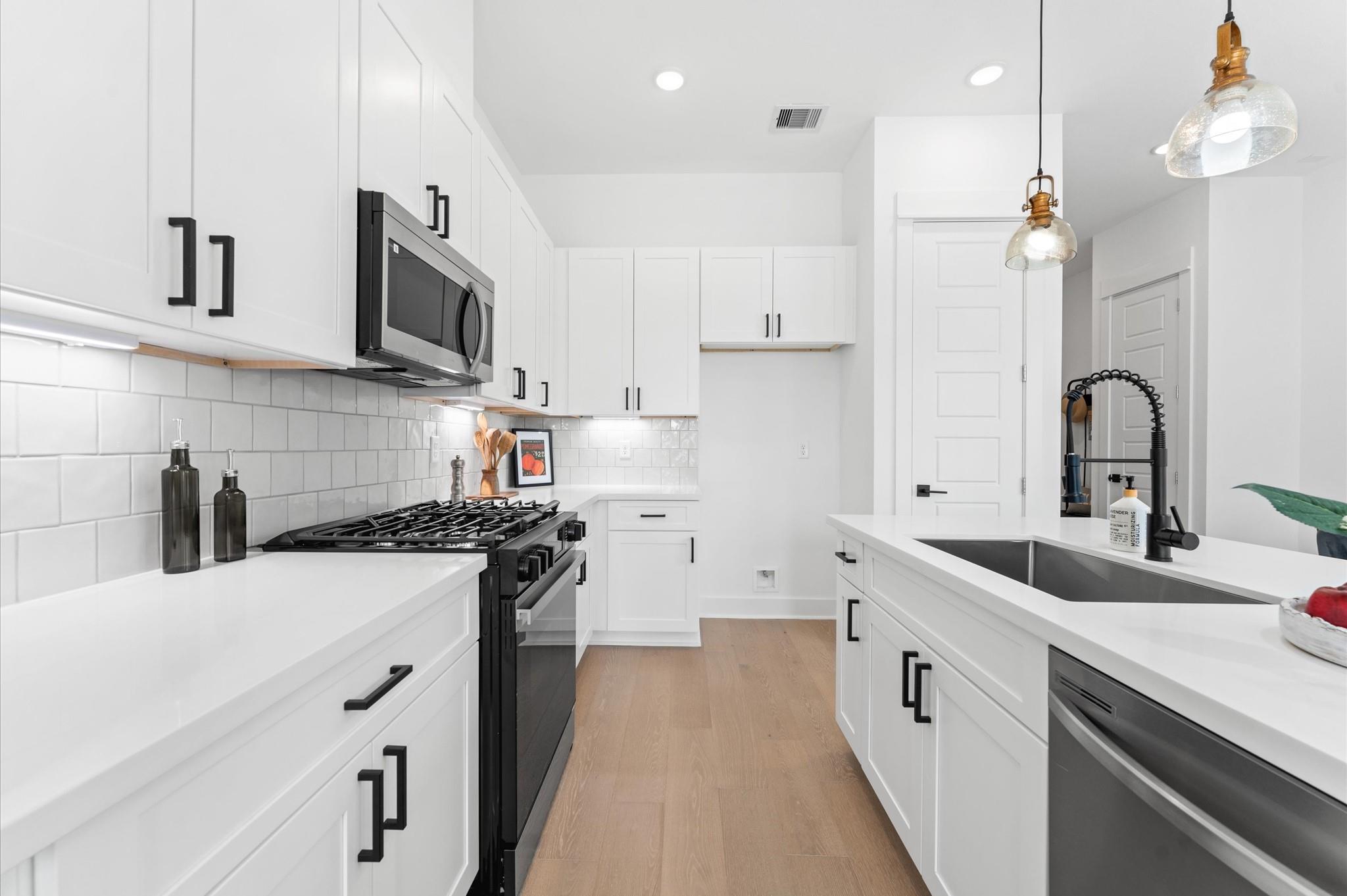 2213 Springwood Vista Lane