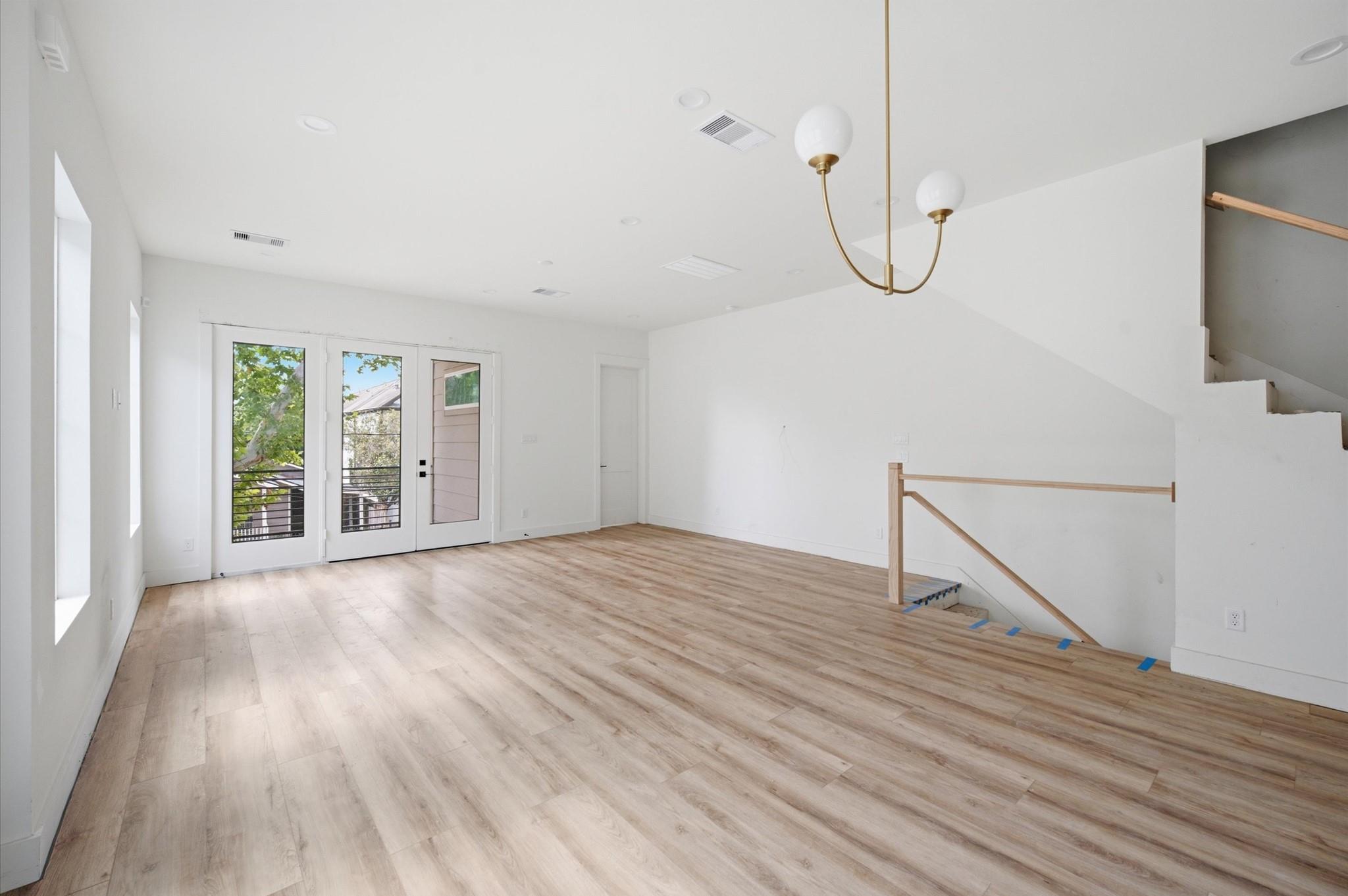 1107 E 24th Street