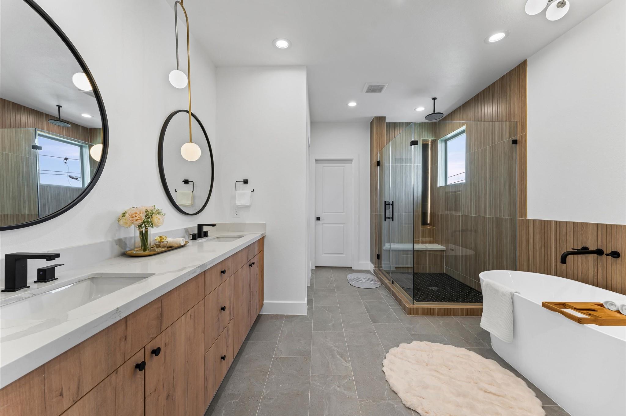 1122 W 17th Street # D