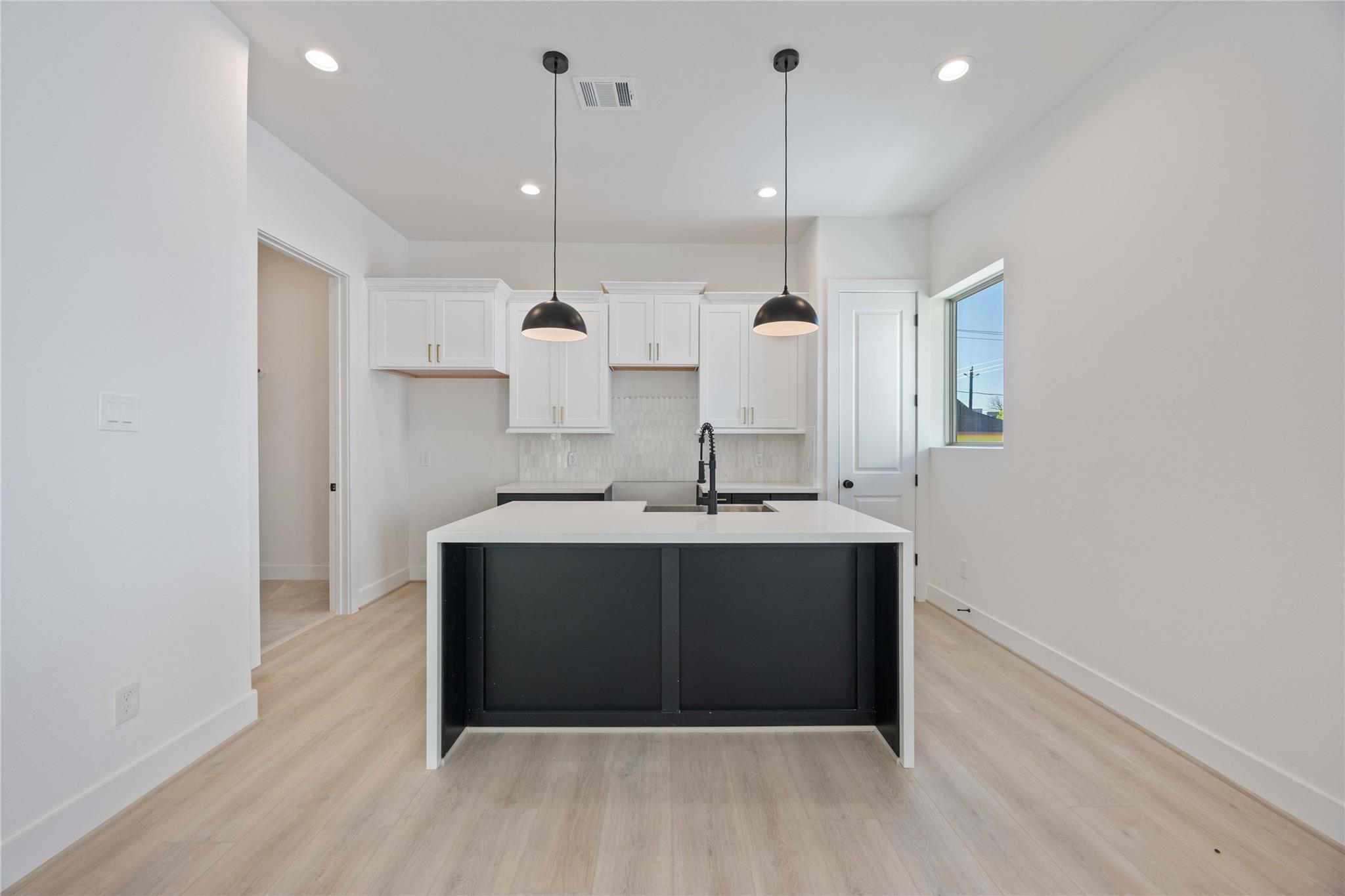 2524 Live Oak Street
