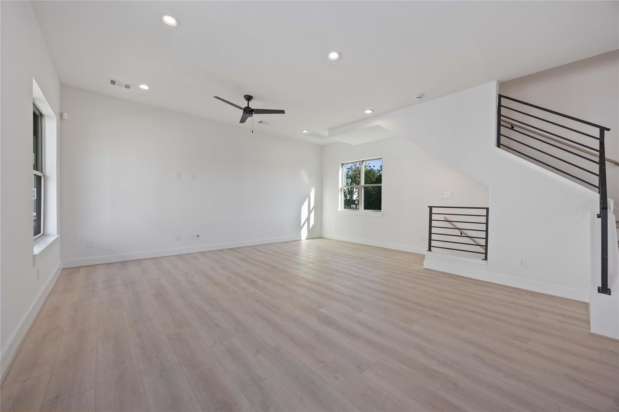 2524 Live Oak Street